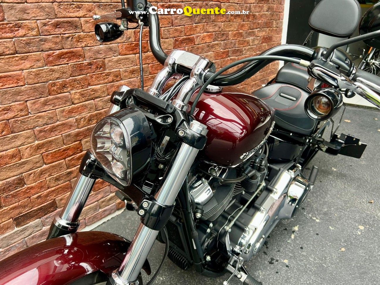 HARLEY-DAVIDSON SOFTAIL BREAKOUT 114 2018 - Loja