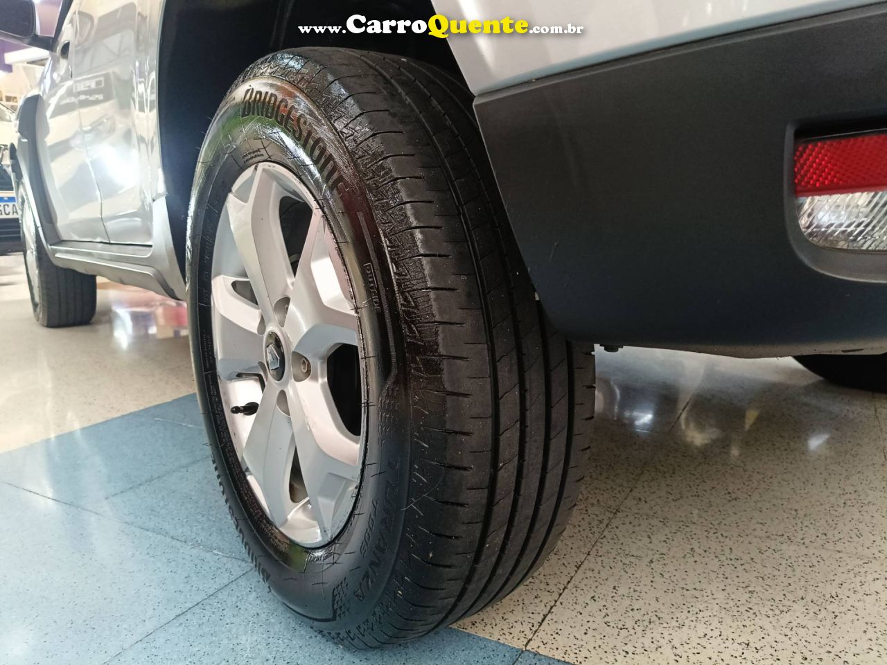 RENAULT DUSTER 1.6 16V SCE INTENSE PLUS 2025 - Loja