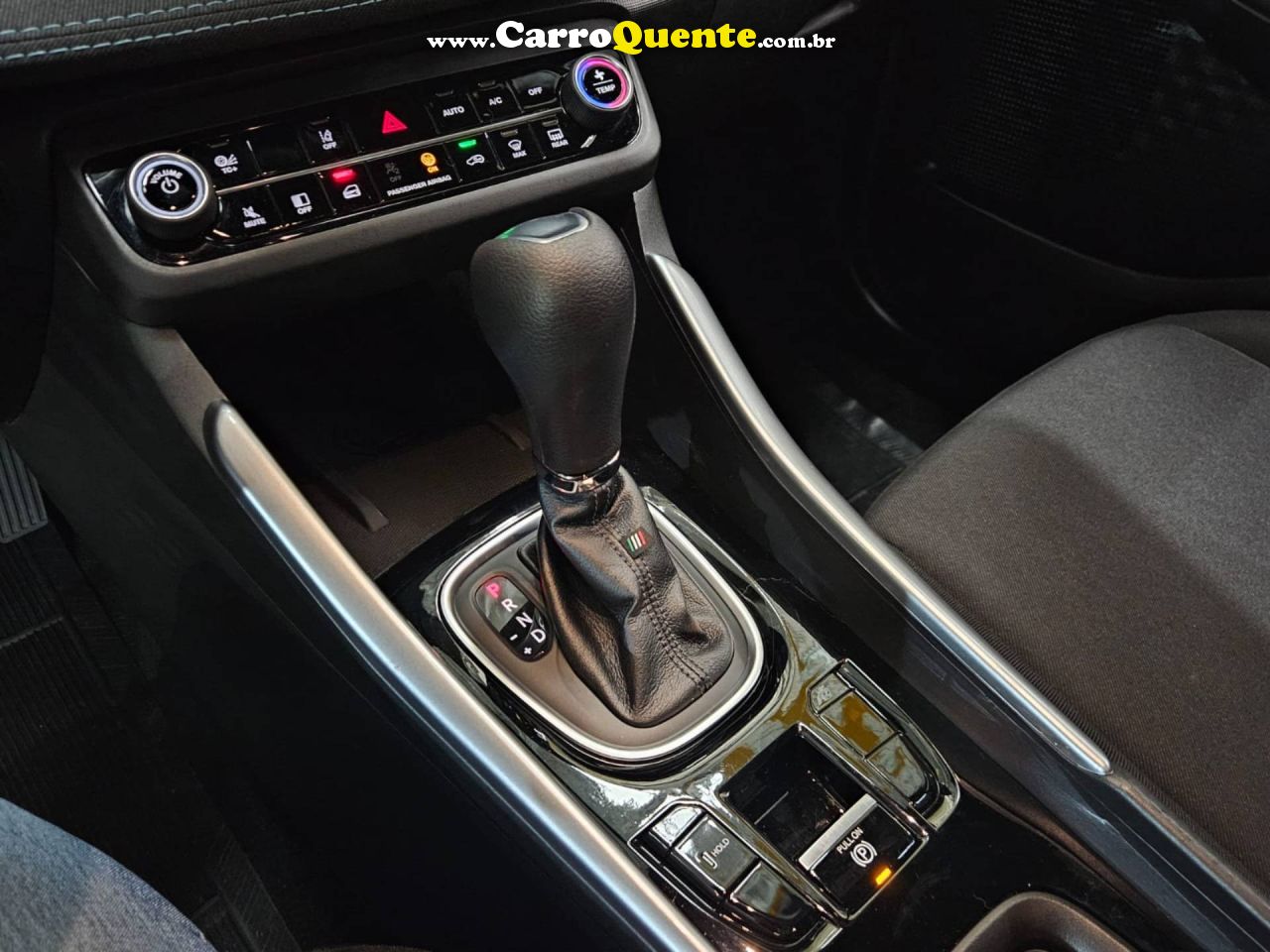 FIAT FASTBACK 1.0 TURBO 200 HYBRID AUDACE 2026 - Loja