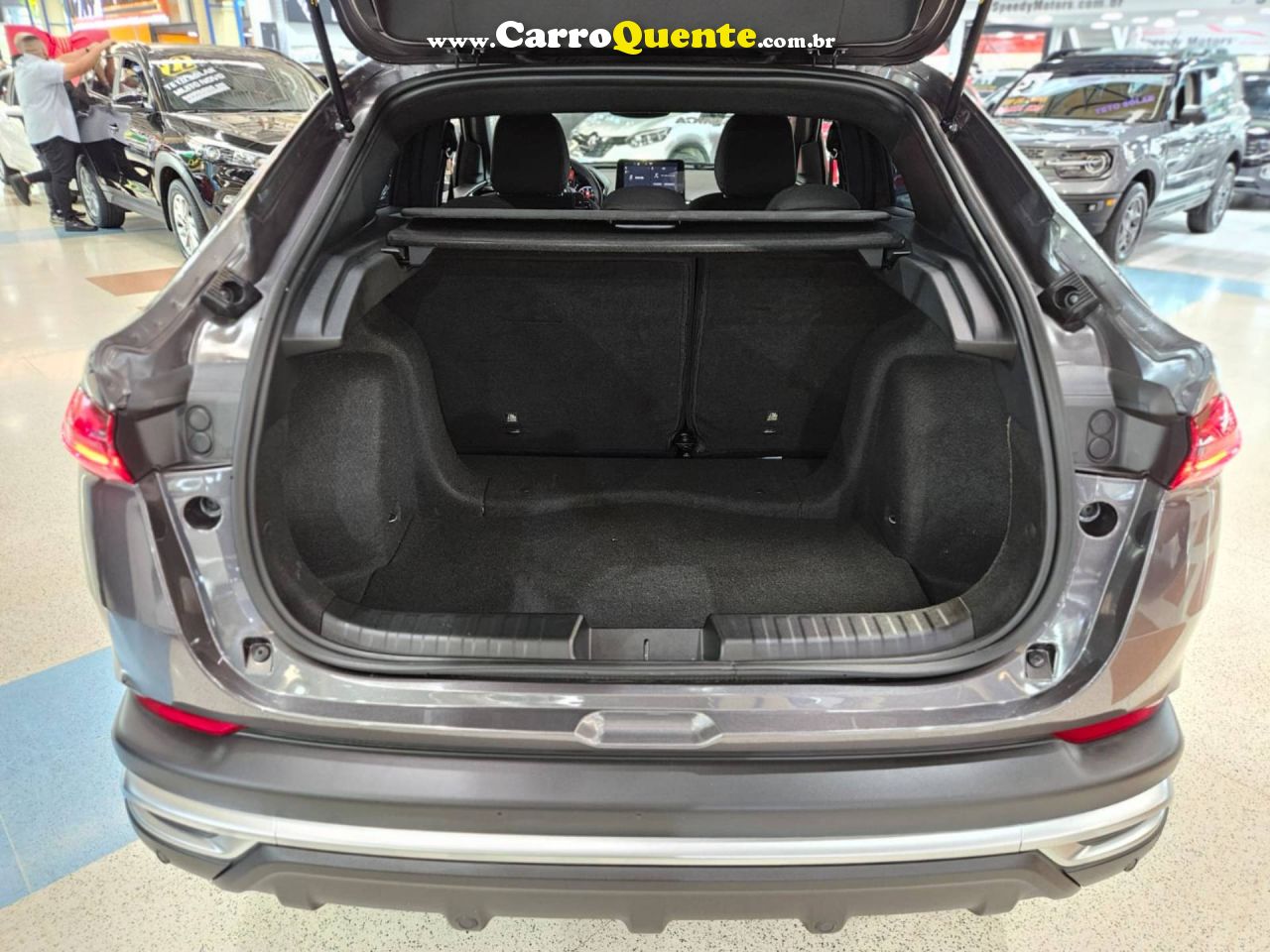 FIAT FASTBACK 1.0 TURBO 200 HYBRID AUDACE 2026 - Loja