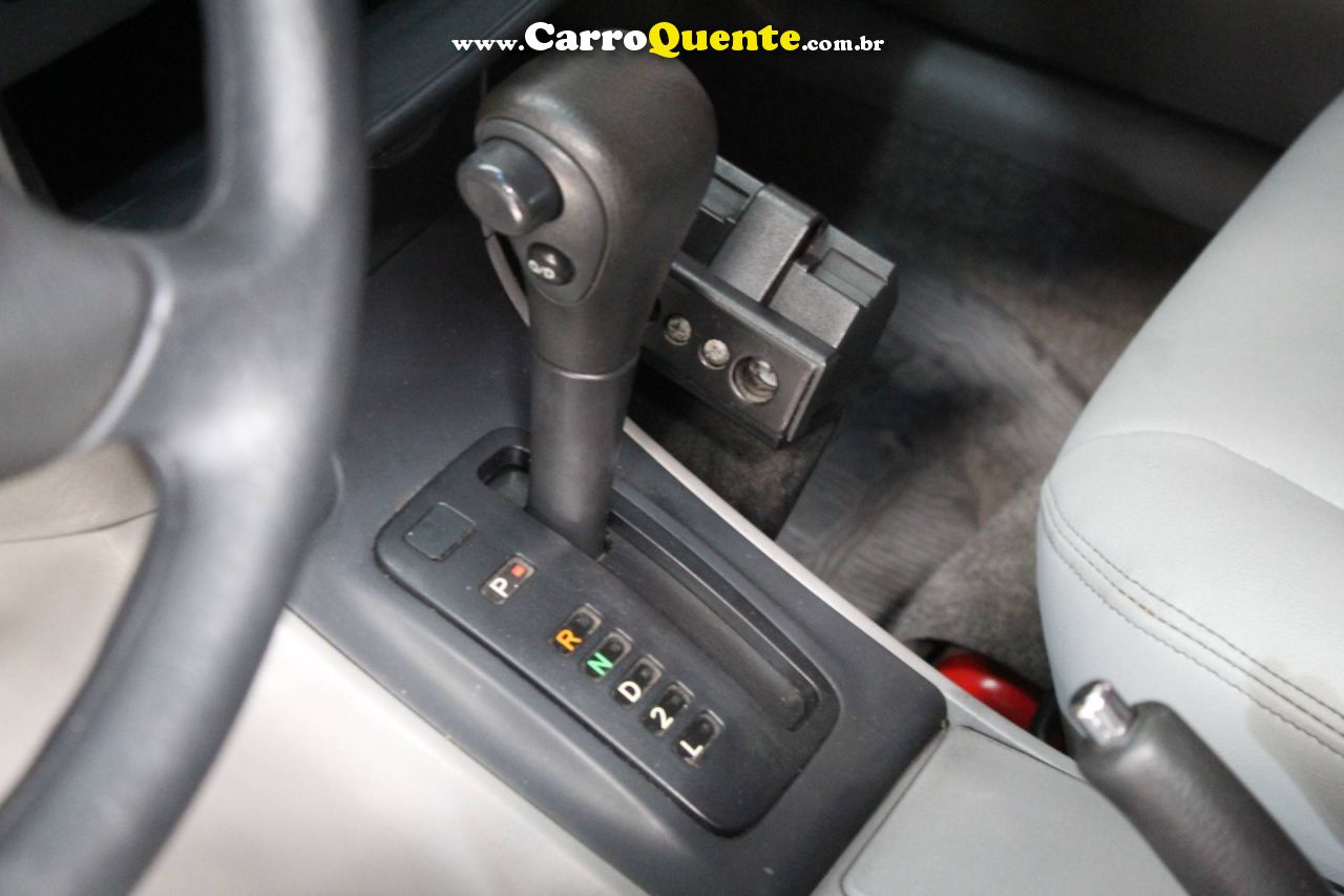 TOYOTA COROLLA 1.8 SE-G 16V 2004 - Loja