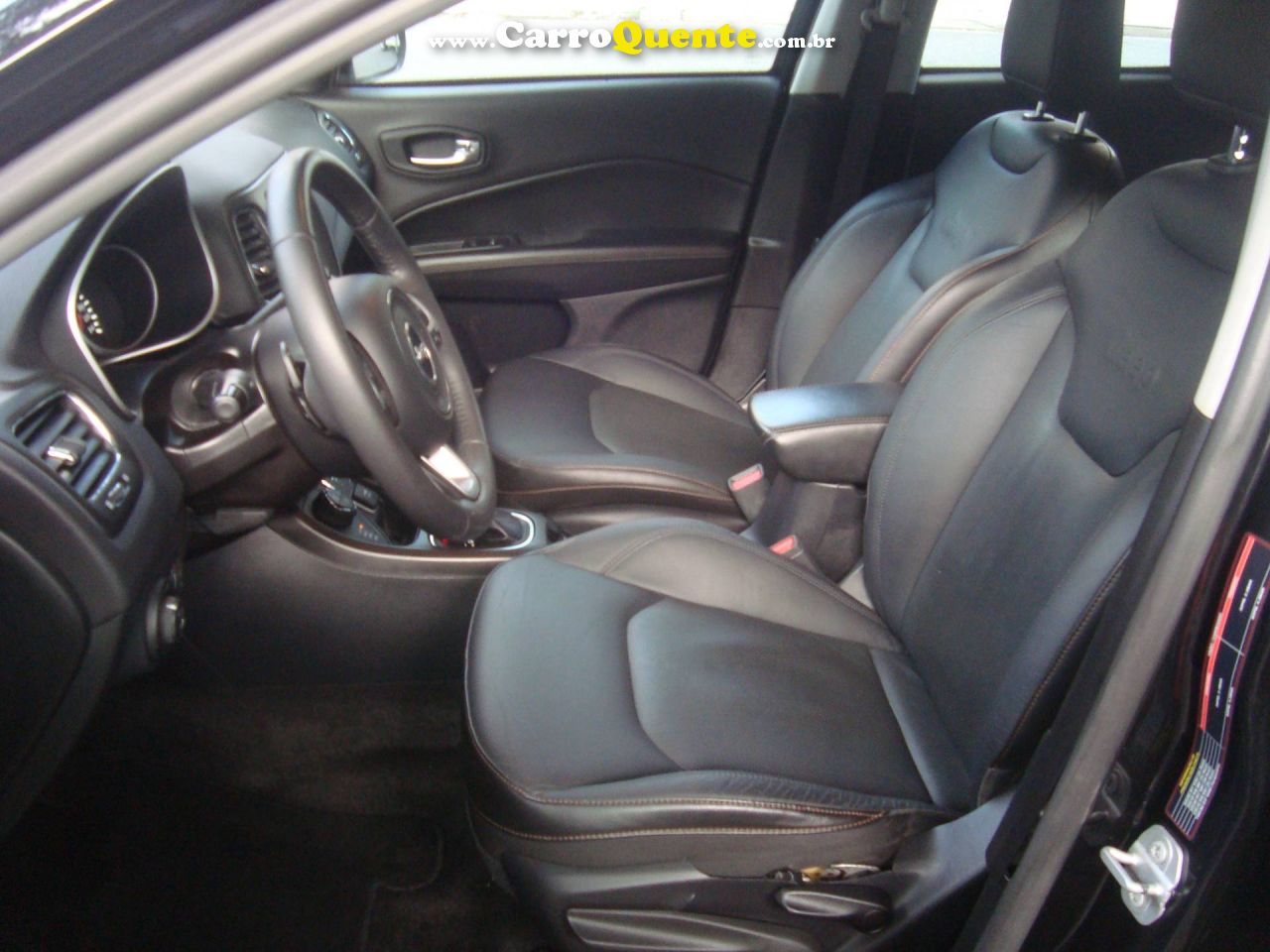 JEEP COMPASS 2.0 16V LONGITUDE 4X4 2018 - Loja
