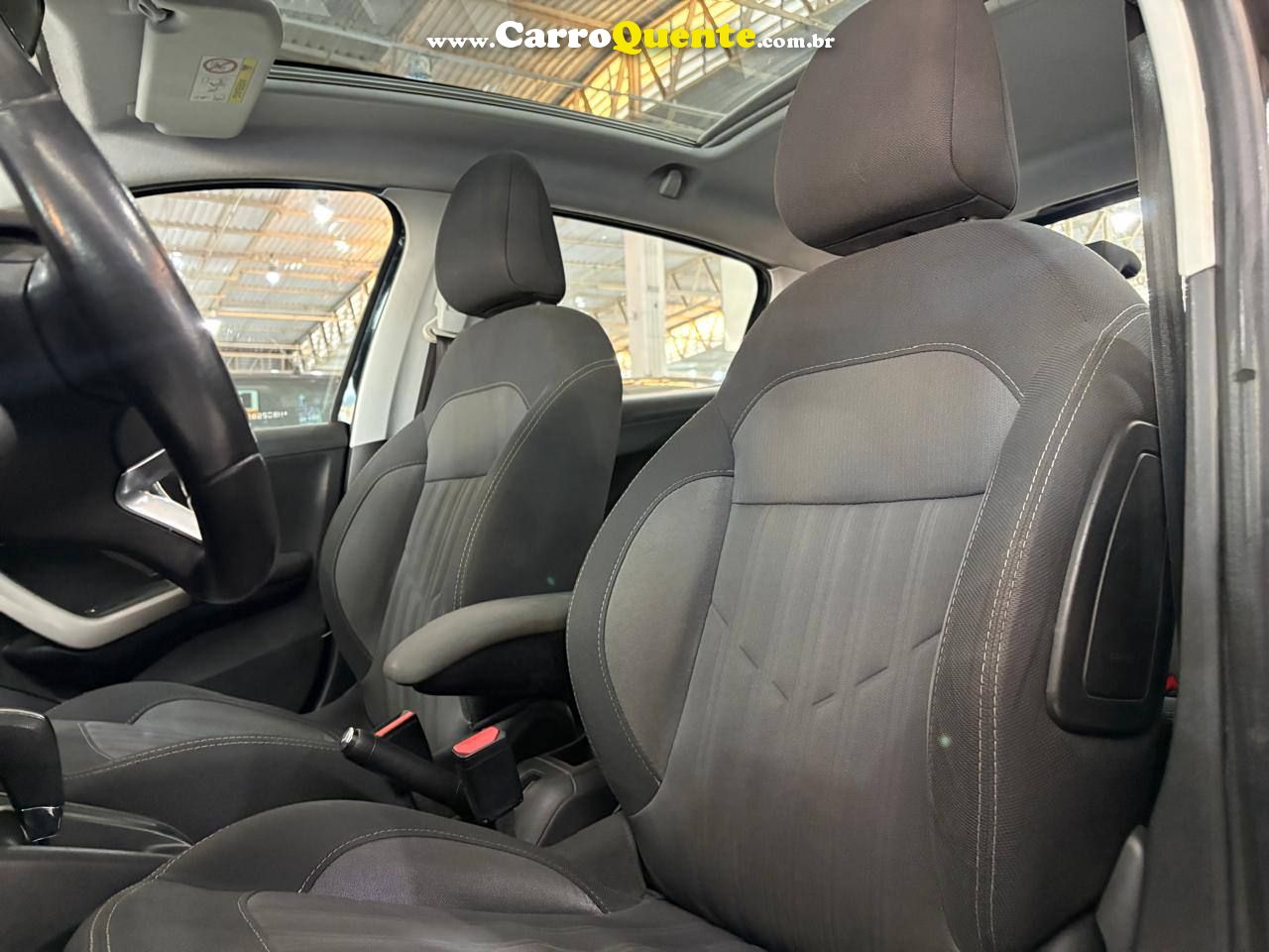 PEUGEOT 208 1.6 GRIFFE C/ BAIXA KM 2017 - Loja