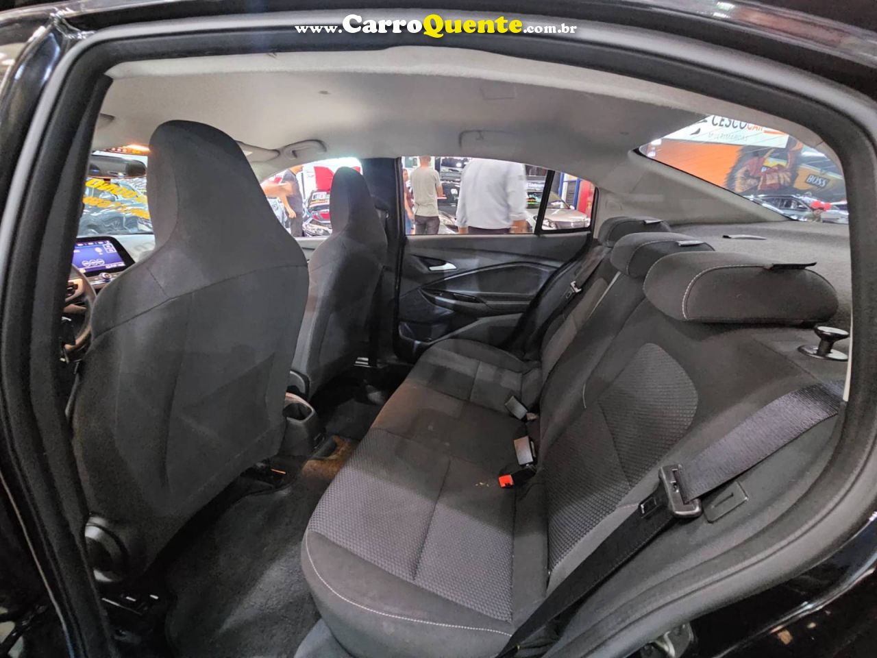 CHEVROLET ONIX 1.0 PLUS LT2 * C/ 31.000 KM Apenas * 2024 - Loja