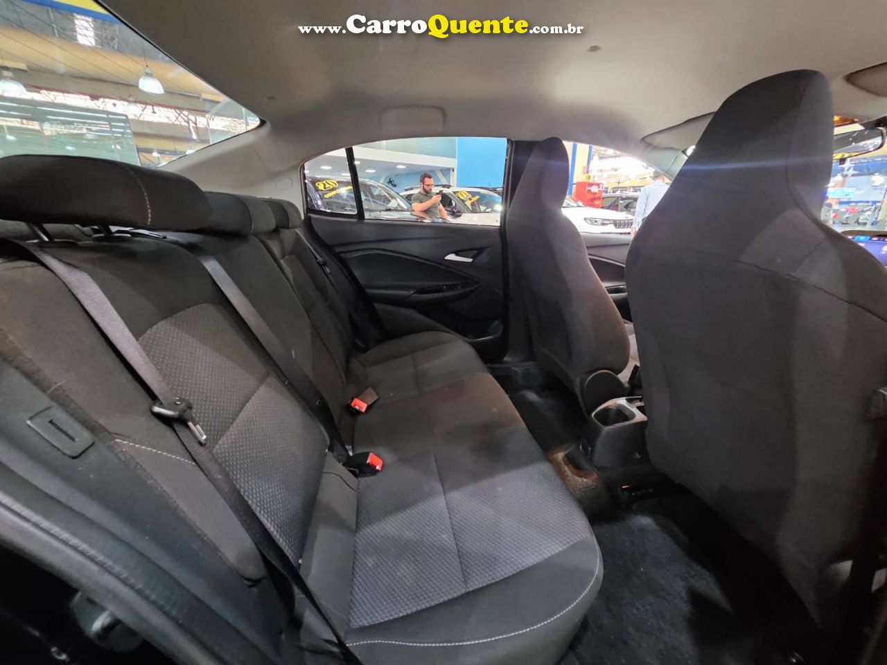CHEVROLET ONIX 1.0 PLUS LT2 * C/ 31.000 KM Apenas * 2024 - Loja