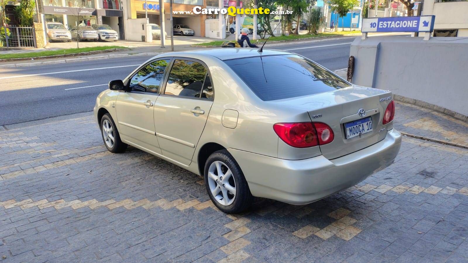 TOYOTA COROLLA 1.6 XLI 16V 2004 - Loja