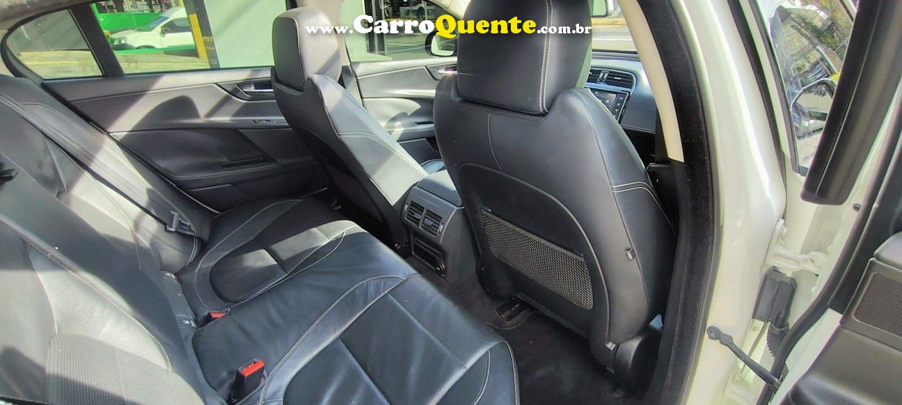 JAGUAR XE 2.0 16V SI4 TURBO R-SPORT 2016 - Loja