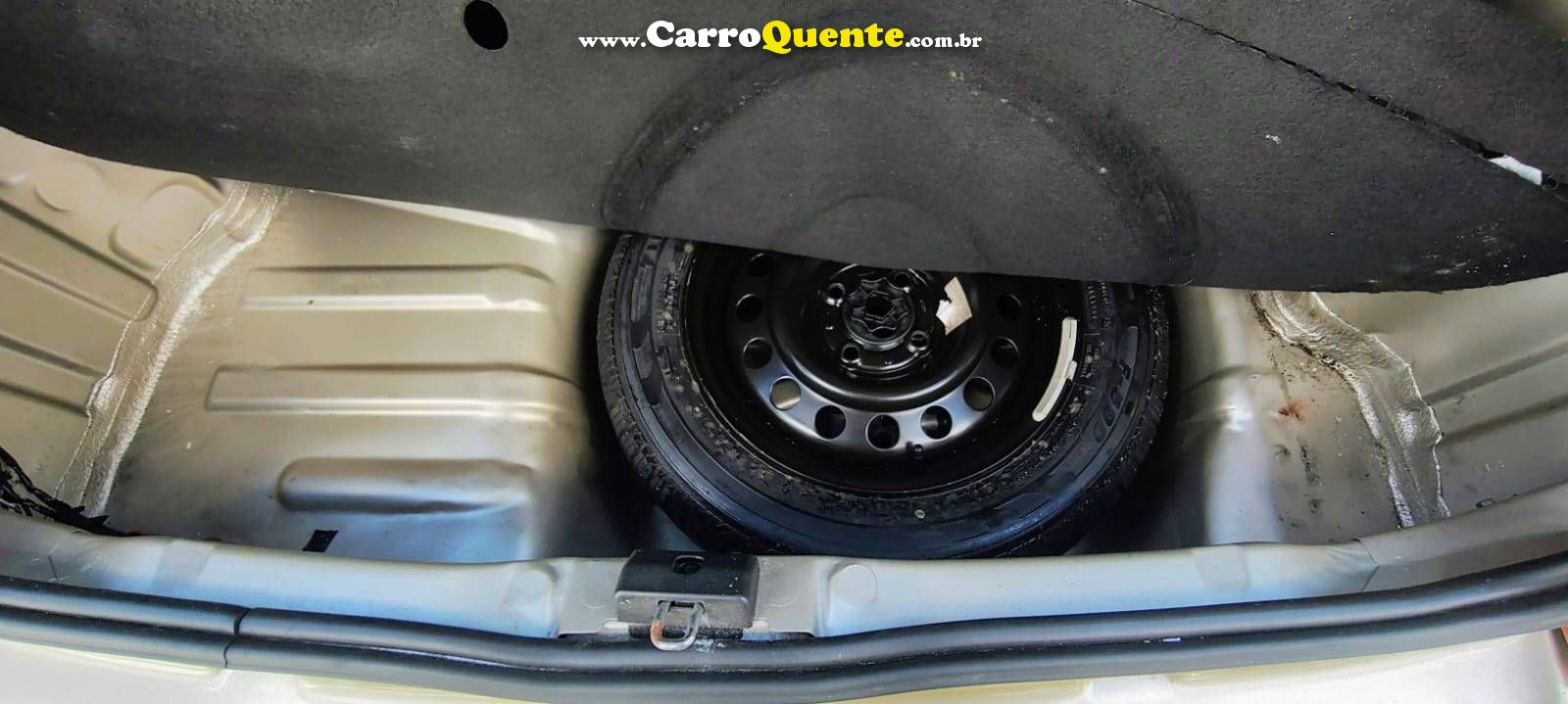 RENAULT CLIO 1.0 CAMPUS 16V 2012 - Loja