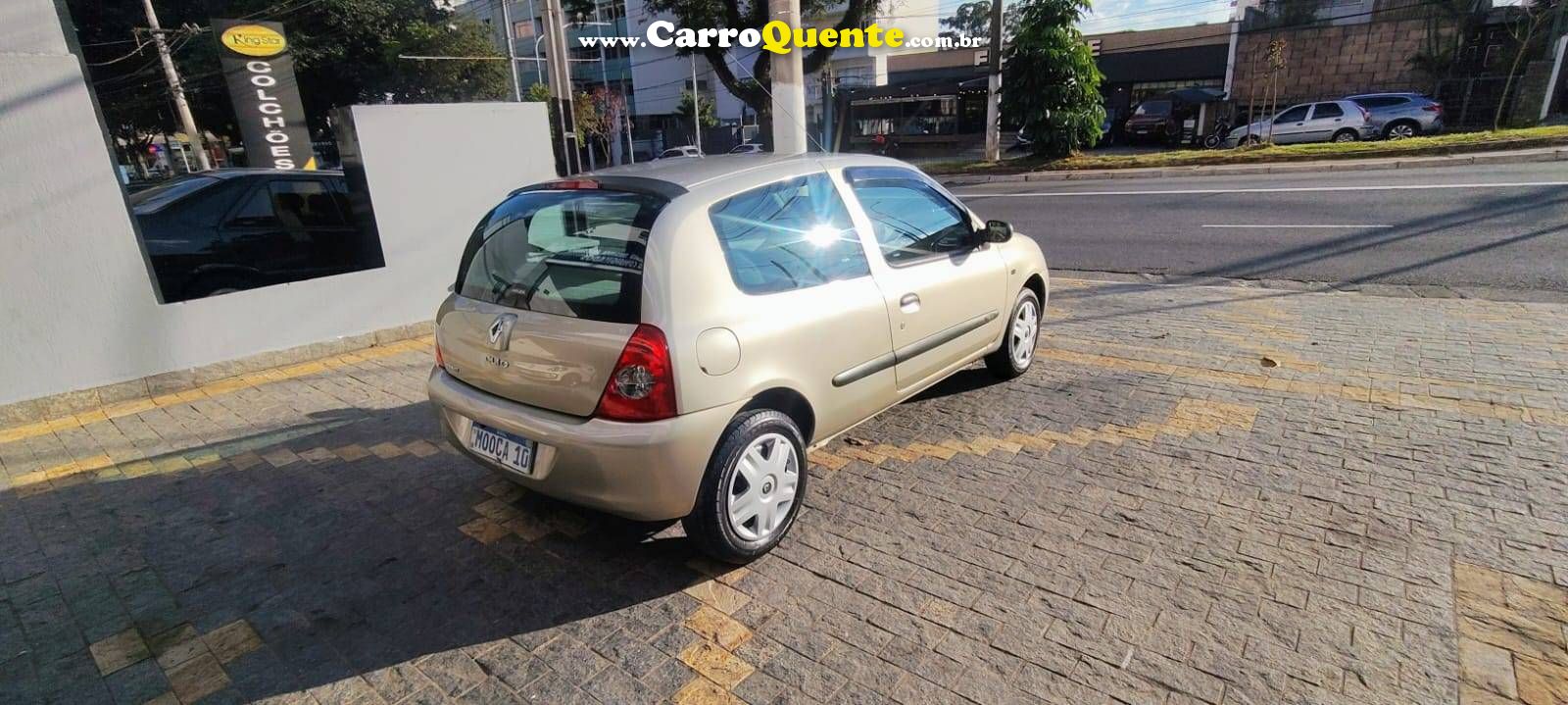 RENAULT CLIO 1.0 CAMPUS 16V 2012 - Loja