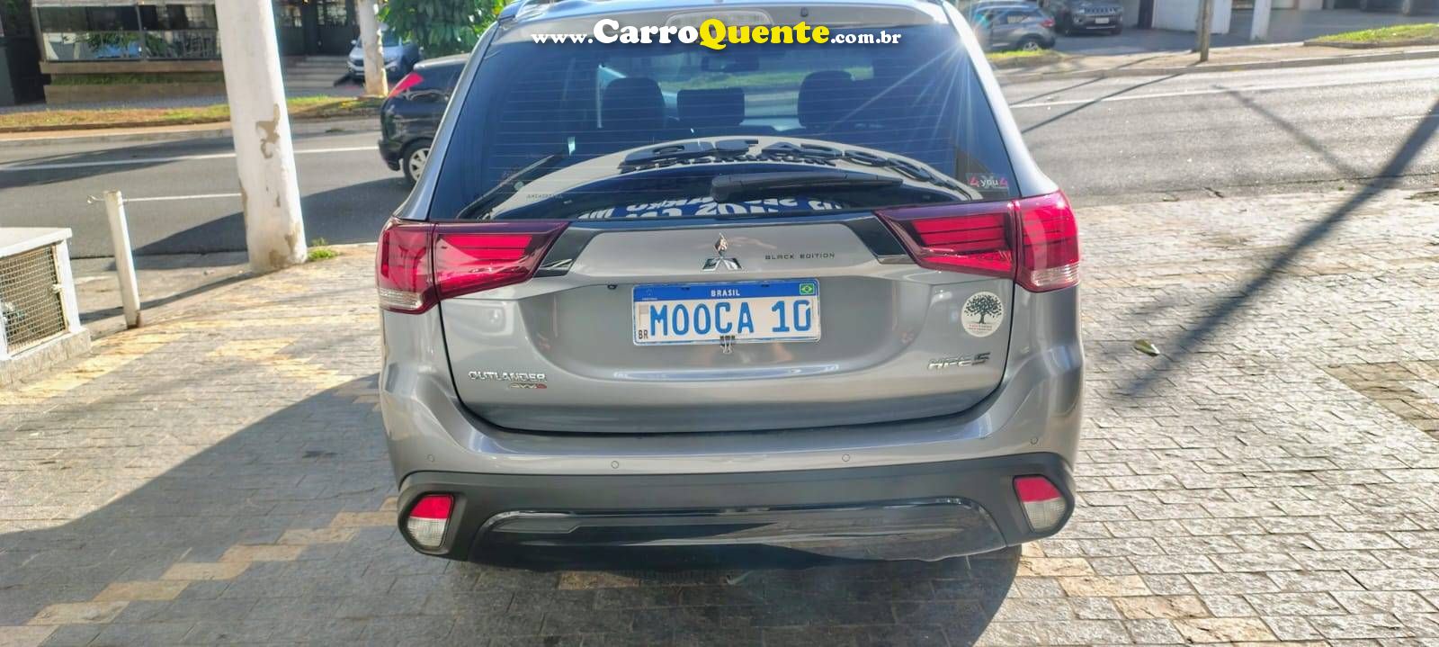 MITSUBISHI OUTLANDER 3.0 MIVEC V6 HPE-S BLACK EDITION AWD 2022 - Loja