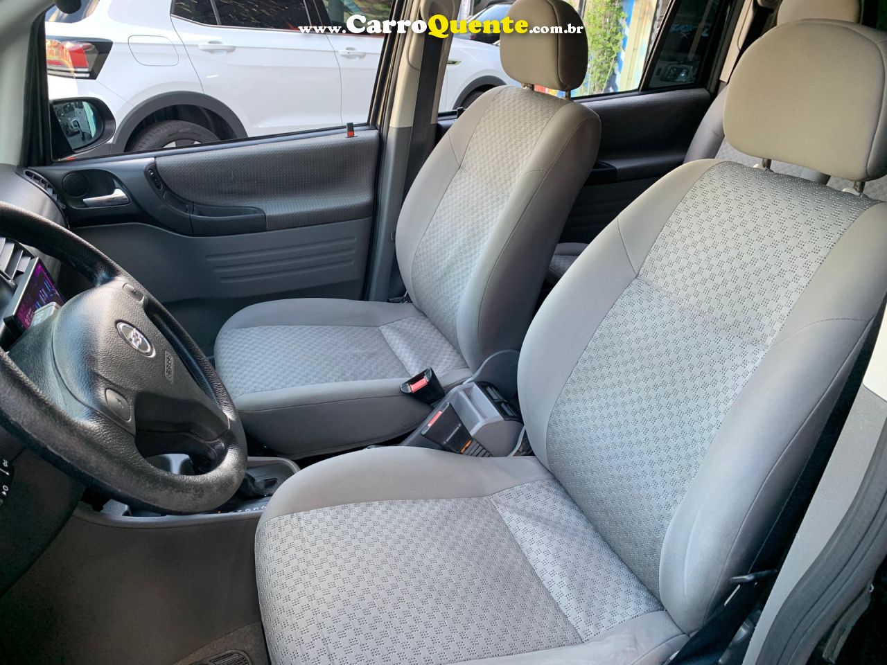 CHEVROLET   ZAFIRA EXPRES. 2.0 MPFI FLEXPOWER 5P AUT   PRETO 2008 2.0 FLEX - Loja