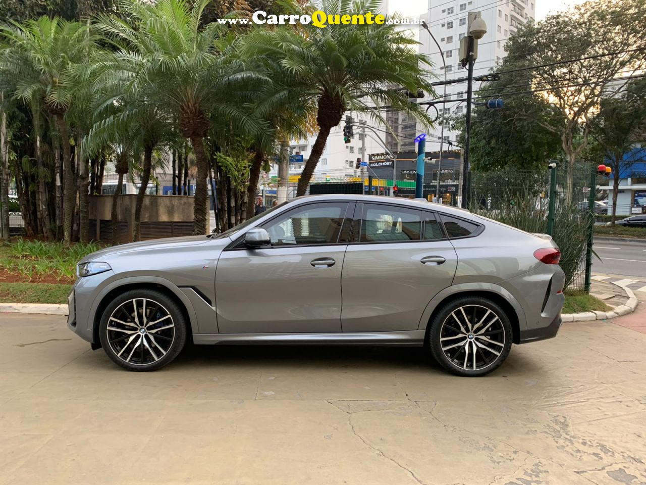 BMW   3.0 TWINPOWER GASOLINA XDRIVE40I M SPORT AUTOMÁTICO   CINZA 2024 3.0 GASOLINA - Loja