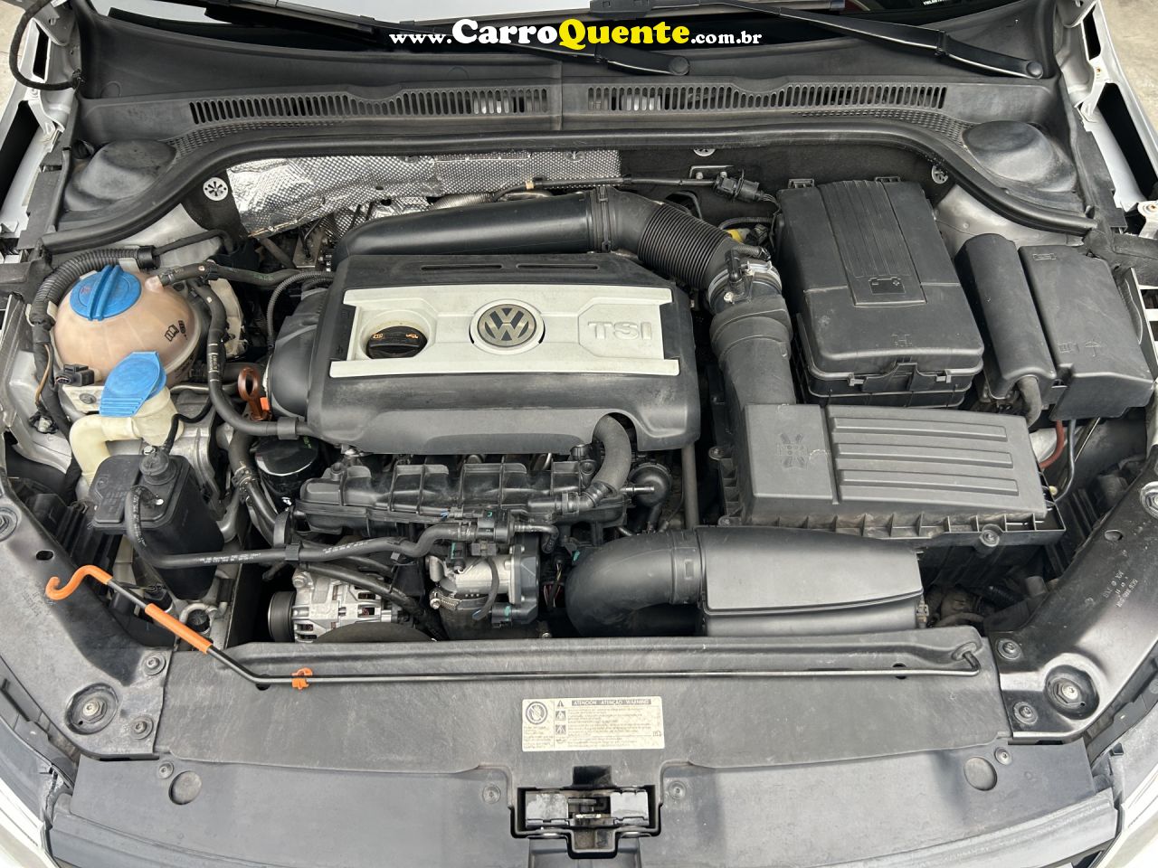 VOLKSWAGEN   JETTA HIGHLINE 2.0 TSI 16V 4P TIPTRONIC   PRATA 2012 2.0 GASOLINA - Loja