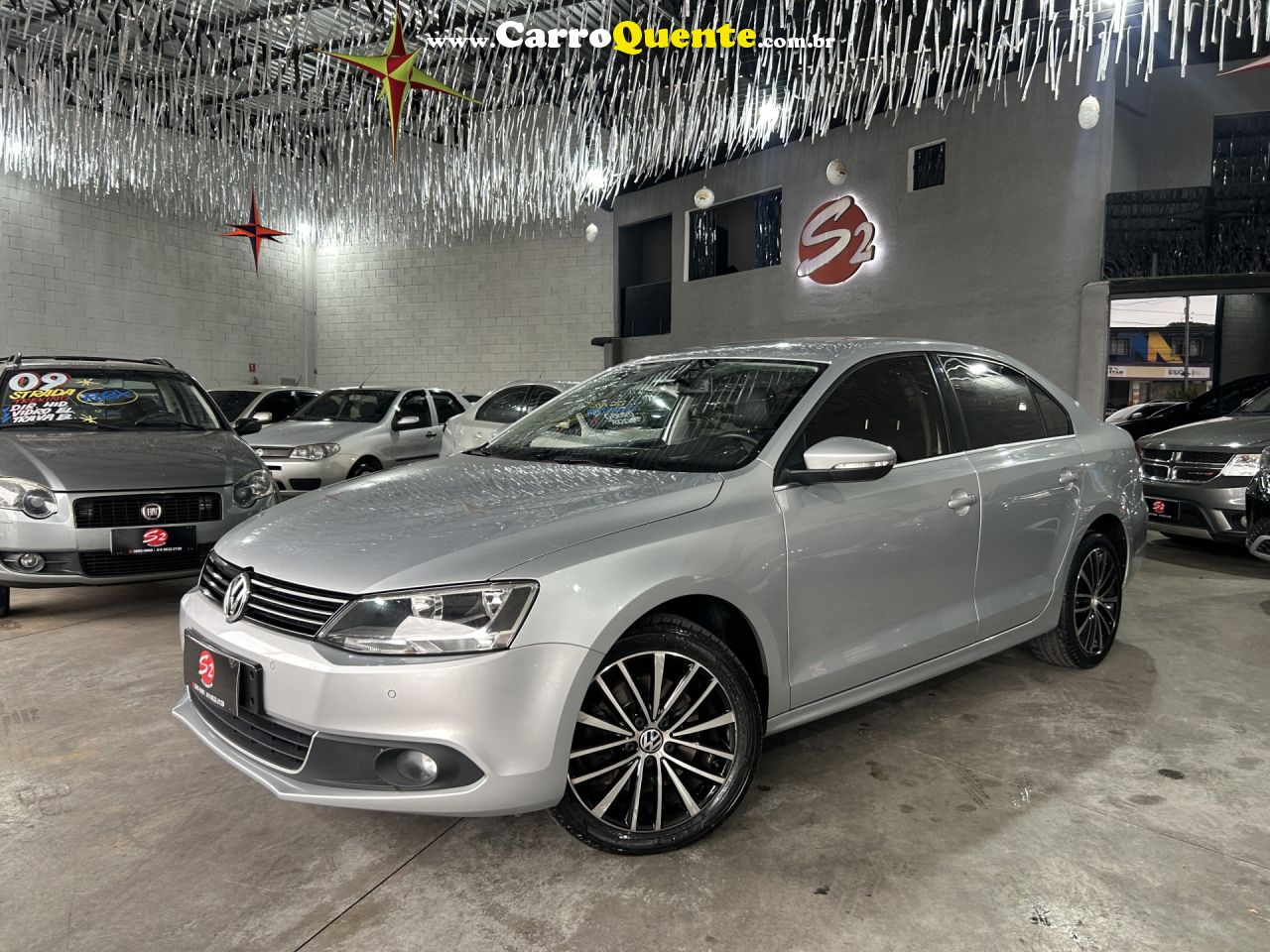 VOLKSWAGEN   JETTA HIGHLINE 2.0 TSI 16V 4P TIPTRONIC   PRATA 2012 2.0 GASOLINA - Loja