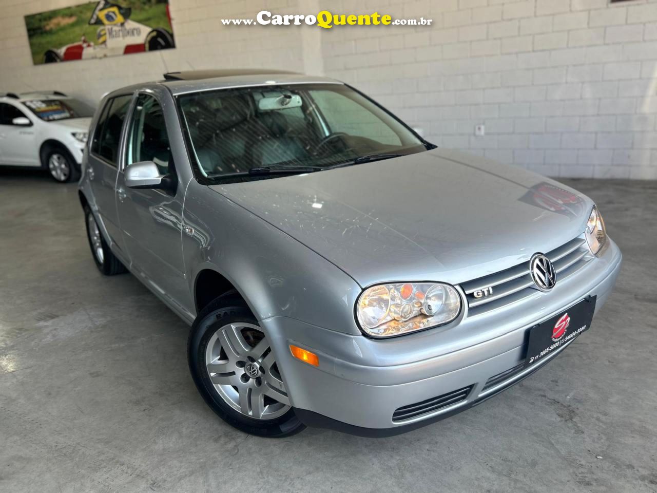 VOLKSWAGEN   GOLF GTI 1.8 MI 20V TURBO 4P MEC.   PRATA 2001 1.8 GASOLINA - Loja