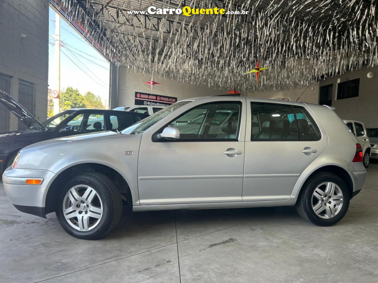 VOLKSWAGEN   GOLF GTI 1.8 MI 20V TURBO 4P MEC.   PRATA 2001 1.8 GASOLINA - Loja