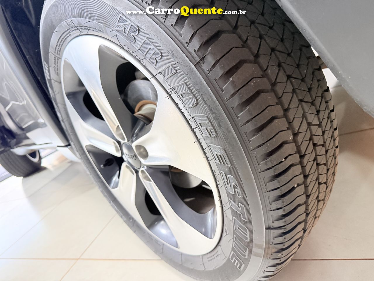 JEEP   COMPASS LONGITUDE 2.0 4X2 FLEX 16V AUT.   CINZA 2018 2.0 FLEX - Loja