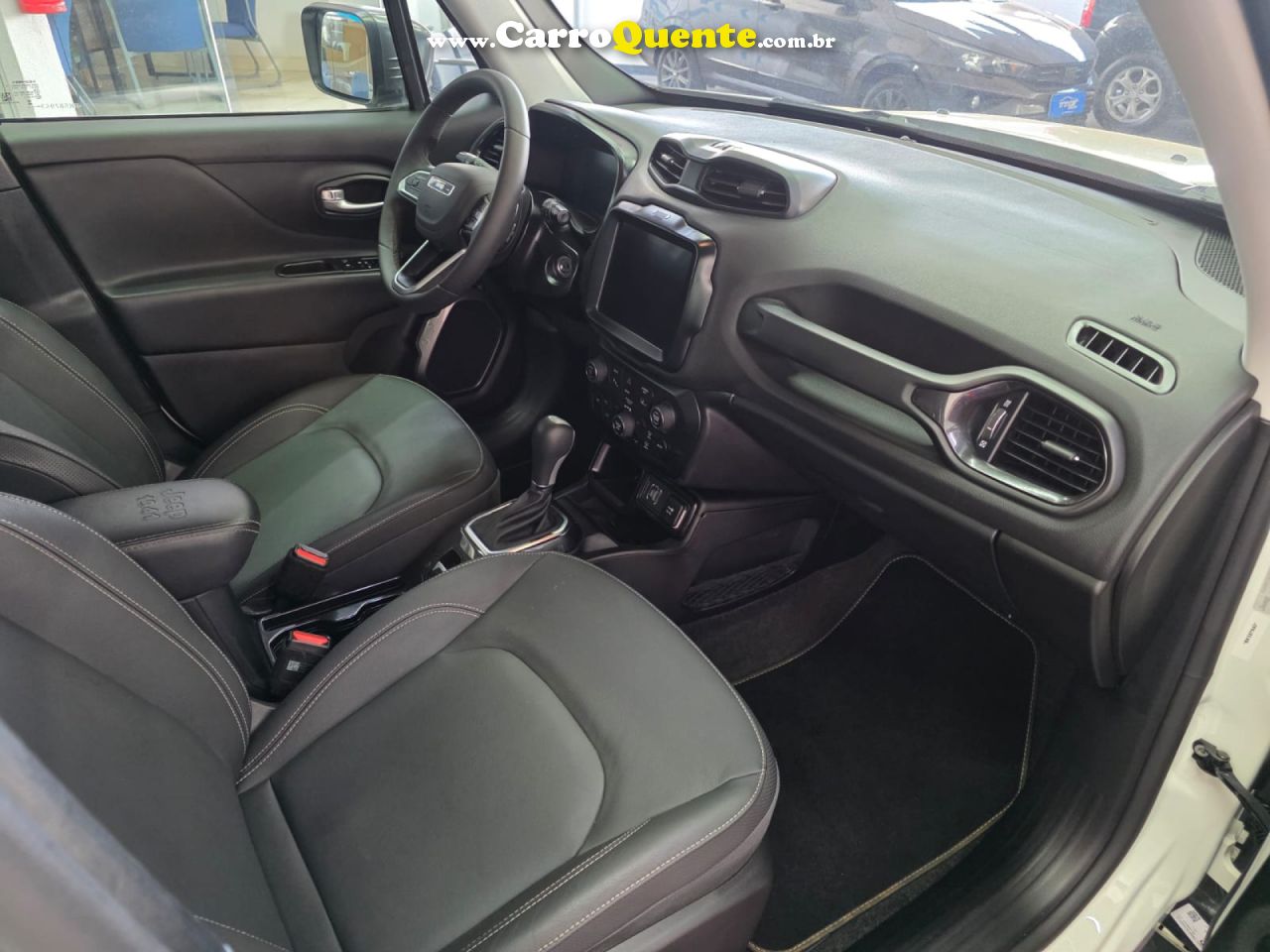 JEEP   RENEGADE LONG. T270 1.3 TB 4X2 FLEX AUT.   BRANCO 2024 1.3 FLEX - Loja