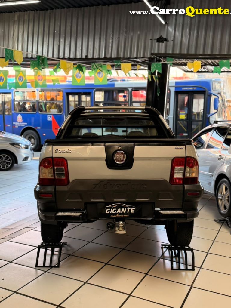 FIAT   STRADA ADVENTURE1.8 1.8 LOCKER FLEX CD   PRATA 2010 1.8 FLEX - Loja