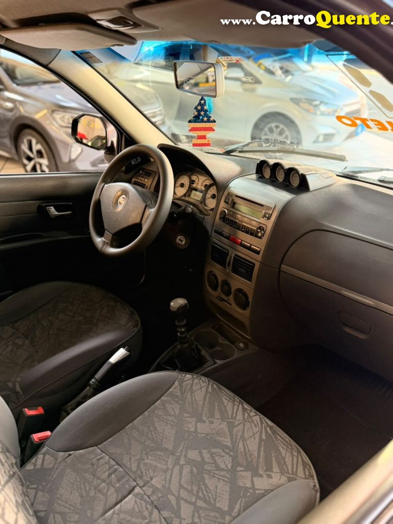 FIAT   STRADA ADVENTURE1.8 1.8 LOCKER FLEX CD   PRATA 2010 1.8 FLEX - Loja