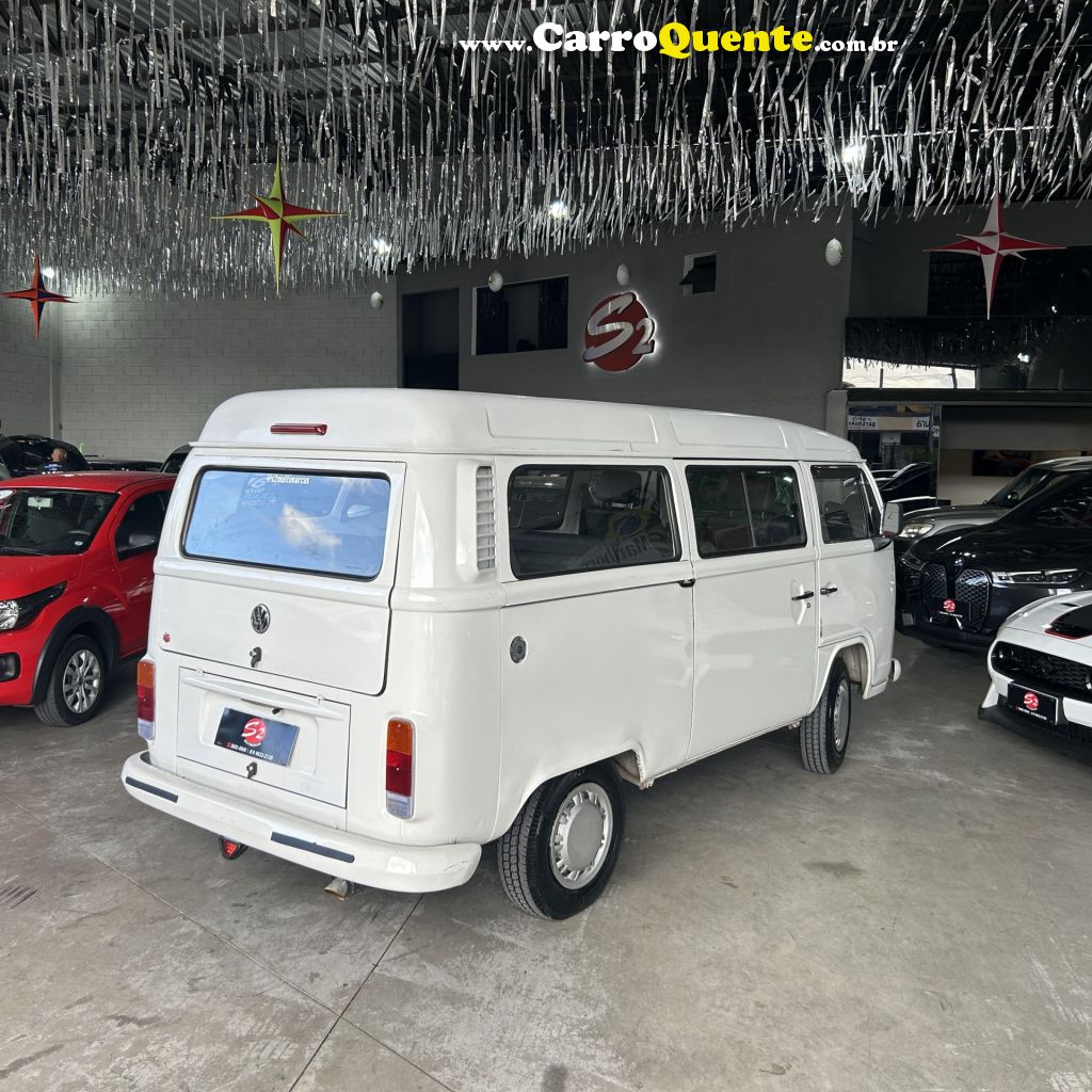 VOLKSWAGEN   KOMBI STANDARD 1.4 MI TOTAL FLEX 8V   BRANCO 2010 1.4 FLEX - Loja