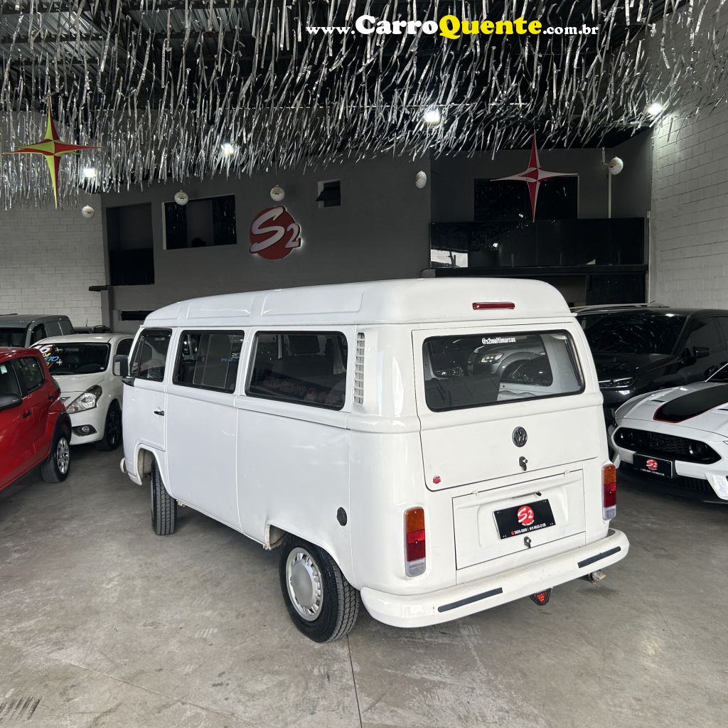 VOLKSWAGEN   KOMBI STANDARD 1.4 MI TOTAL FLEX 8V   BRANCO 2010 1.4 FLEX - Loja