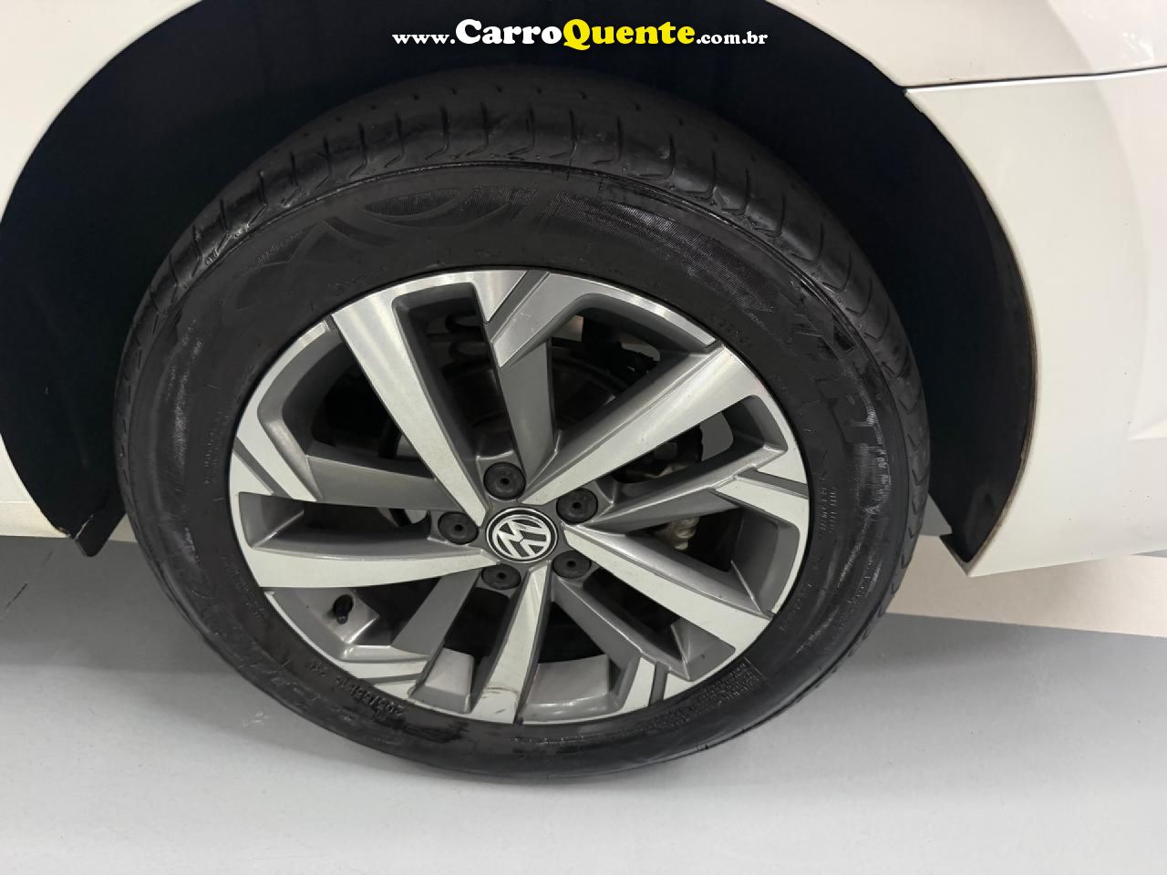 VOLKSWAGEN   VIRTUS COMFORT. 200 TSI 1.0 FLEX 12V AUT   BRANCO 2019 1.0 FLEX - Loja