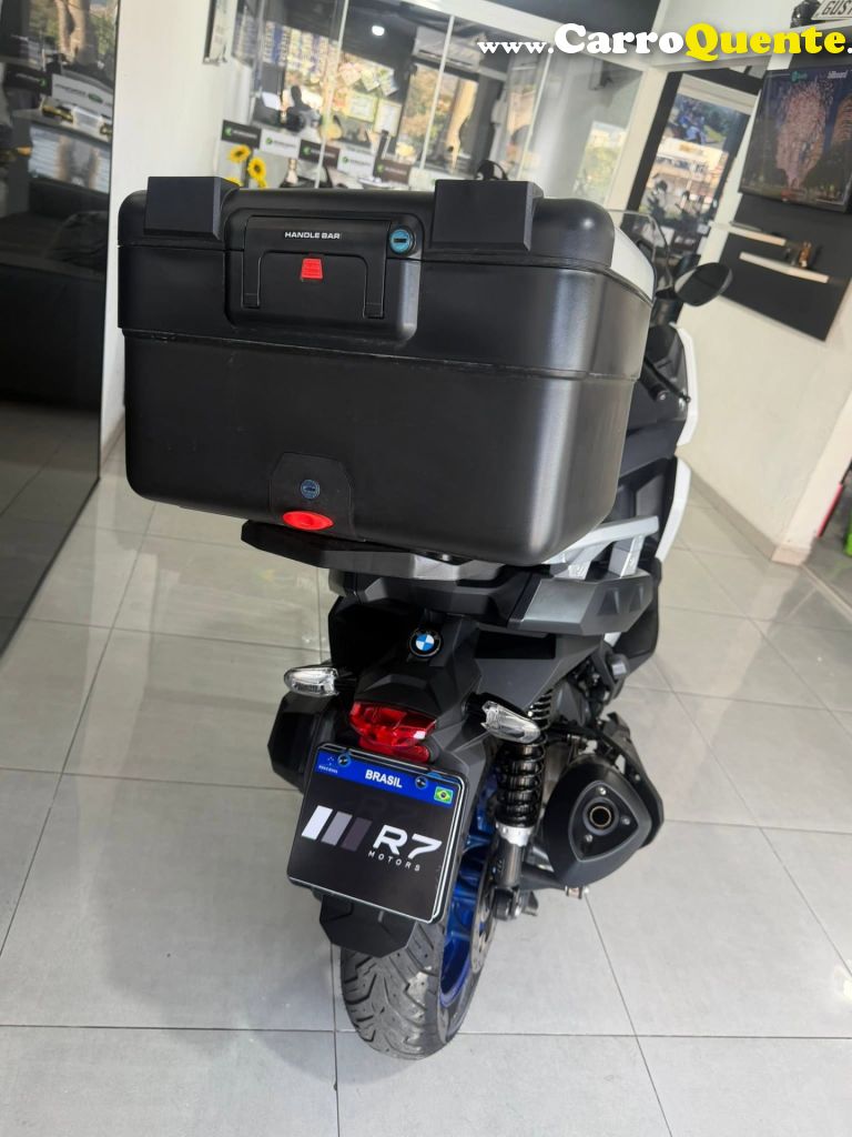 BMW   C400 X SPORT   BRANCO 2024 400 GASOLINA - Loja
