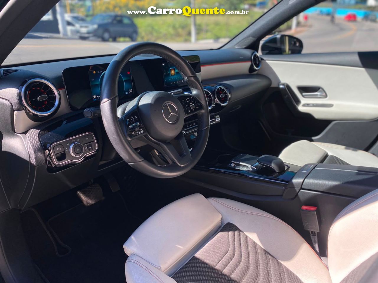 MERCEDES-BENZ   A 200 1.3 TB STYLE AUT.   PRETO 2020 1.3 GASOLINA - Loja