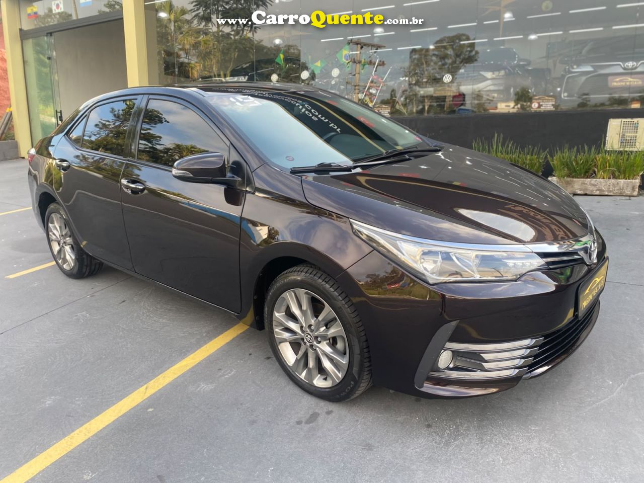 TOYOTA   COROLLA XEI 2.0 FLEX 16V AUT.   MARROM 2019 2.0 FLEX - Loja