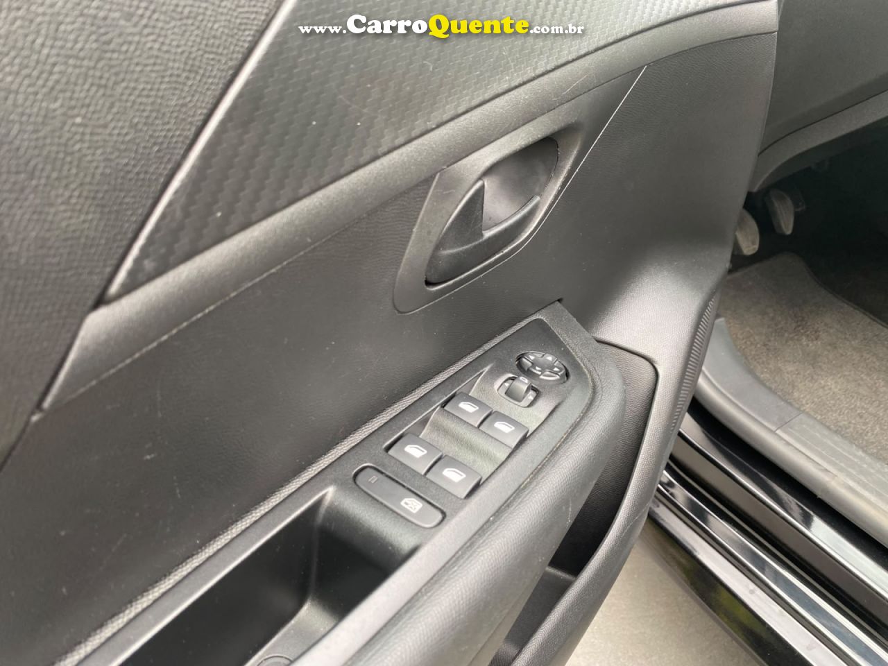 PEUGEOT   208 LIKE 1.0 FLEX 6V 5P MEC.   PRETO 2024 1.0 FLEX - Loja