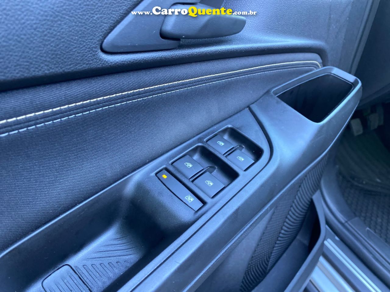 CHEVROLET   SPIN LT 1.8 8V ECONO.FLEX 5P MEC.   PRATA 2025 1.8 FLEX - Loja