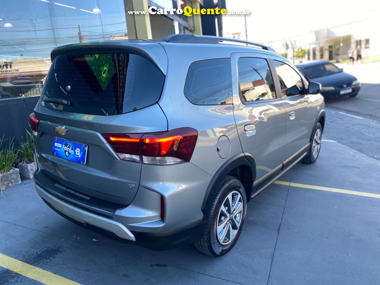 CHEVROLET   SPIN LT 1.8 8V ECONO.FLEX 5P MEC.   PRATA 2025 1.8 FLEX - Loja