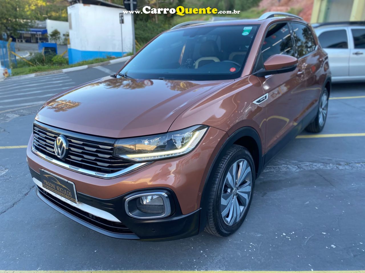 VOLKSWAGEN   T-CROSS HIG. 250 TSI 1.4 FLEX 16V 5P AUT   MARROM 2020 1.4 FLEX - Loja