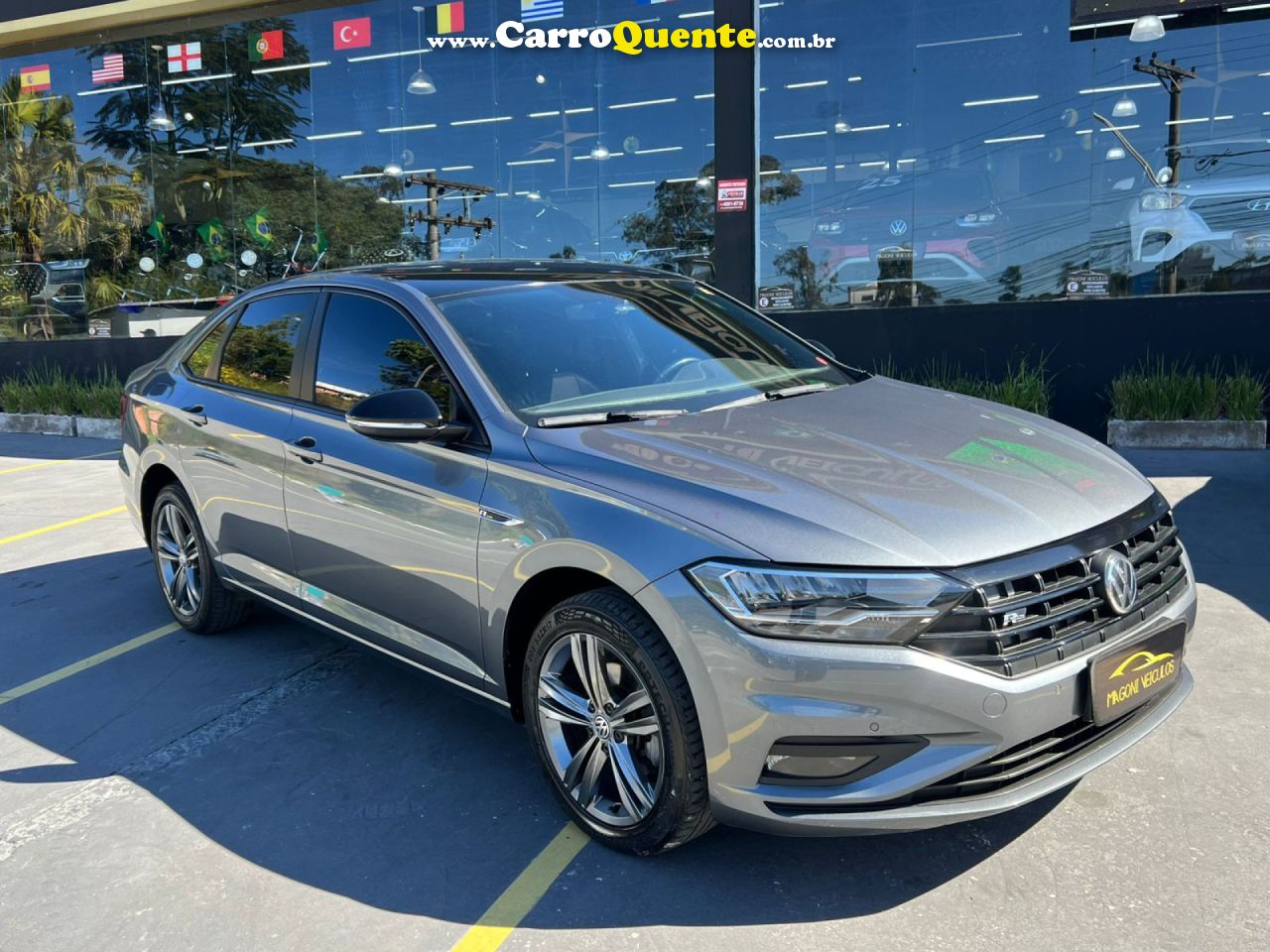 VOLKSWAGEN   JETTA R-LINE 250 TSI 1.4 FLEX 16V AUT.   CINZA 2019 1.4 FLEX - Loja