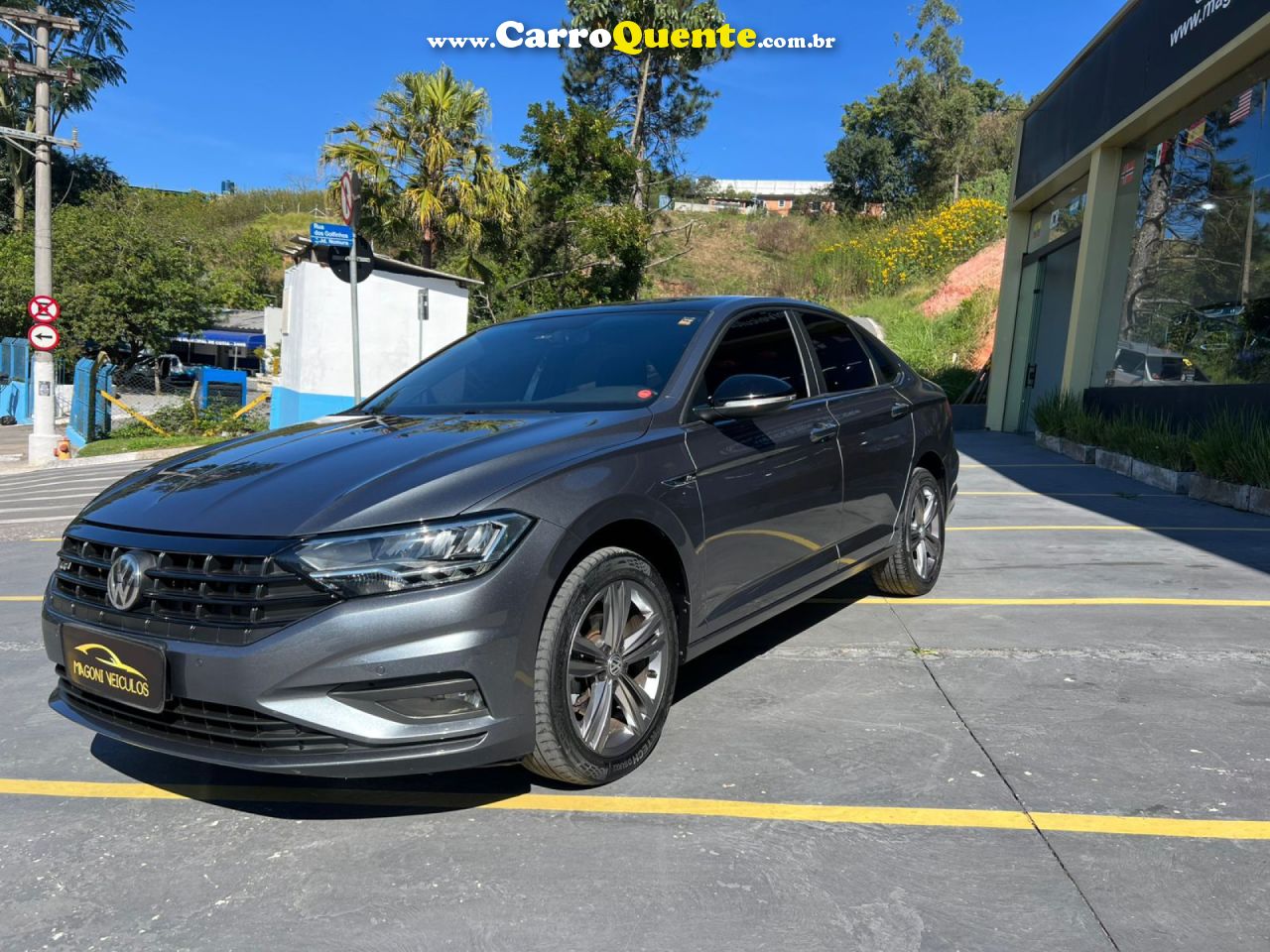 VOLKSWAGEN   JETTA R-LINE 250 TSI 1.4 FLEX 16V AUT.   CINZA 2019 1.4 FLEX - Loja