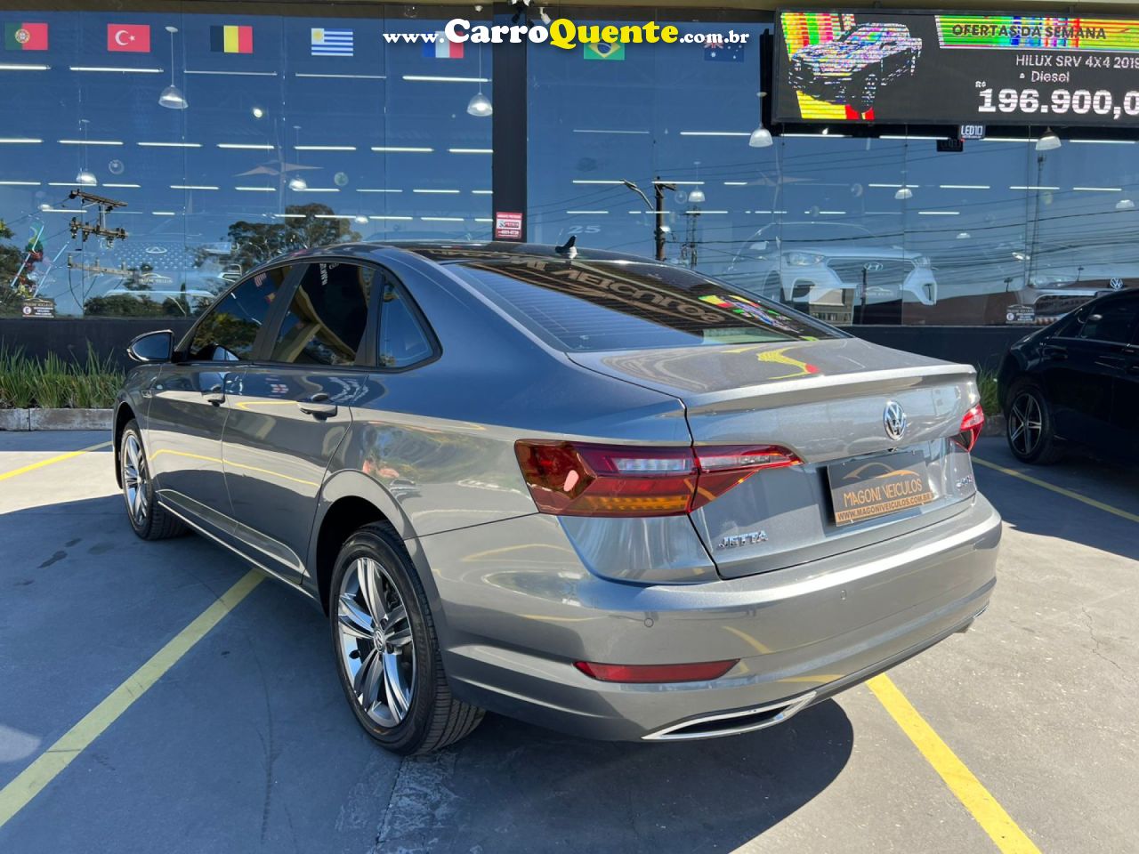VOLKSWAGEN   JETTA R-LINE 250 TSI 1.4 FLEX 16V AUT.   CINZA 2019 1.4 FLEX - Loja