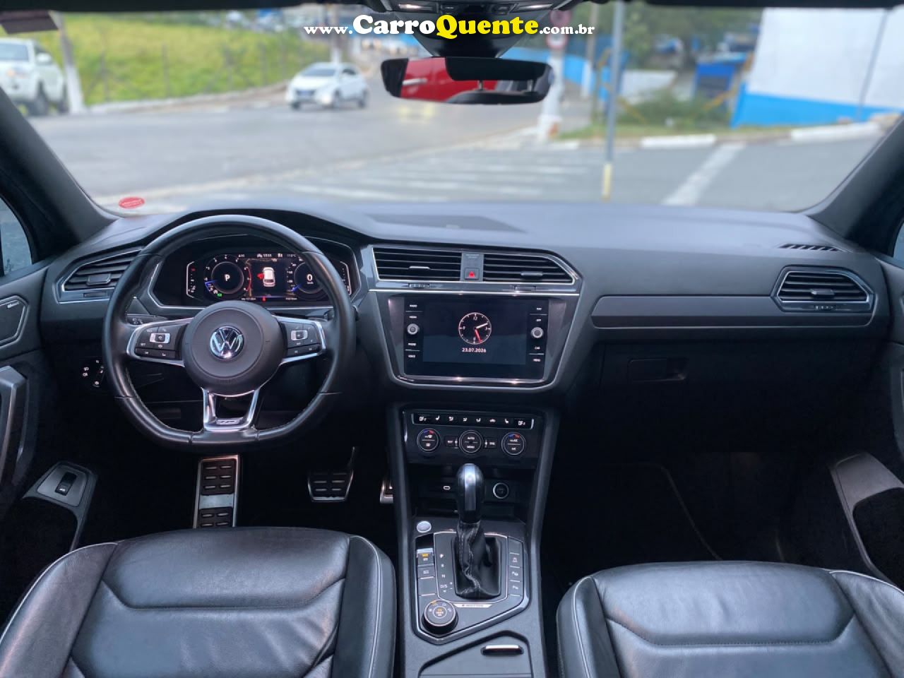 VOLKSWAGEN   TIGUAN ALLSPAC R-LINE 350 TSI 2.0 4X4   PRATA 2021 2.0 GASOLINA - Loja