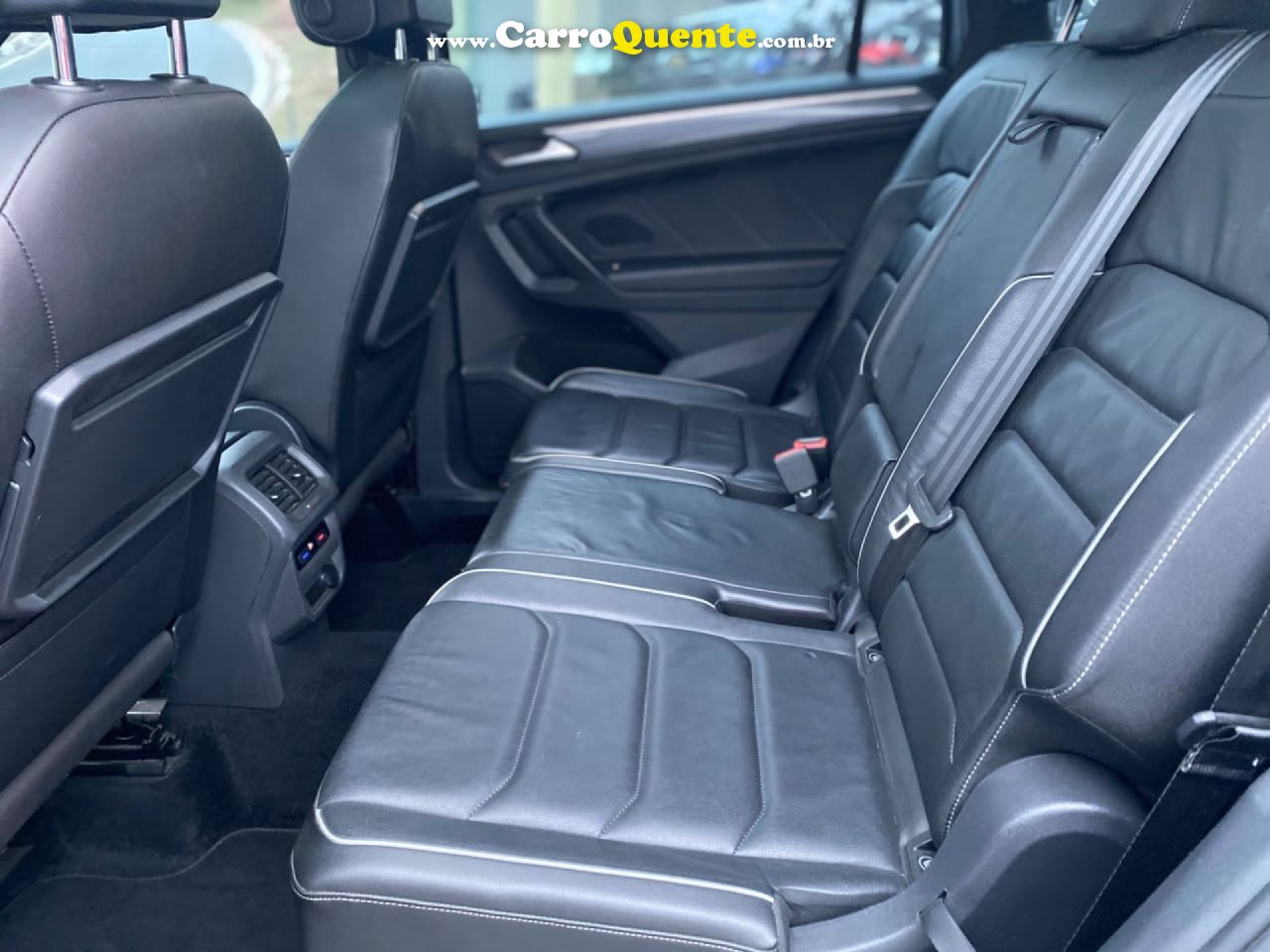 VOLKSWAGEN   TIGUAN ALLSPAC R-LINE 350 TSI 2.0 4X4   PRATA 2021 2.0 GASOLINA - Loja