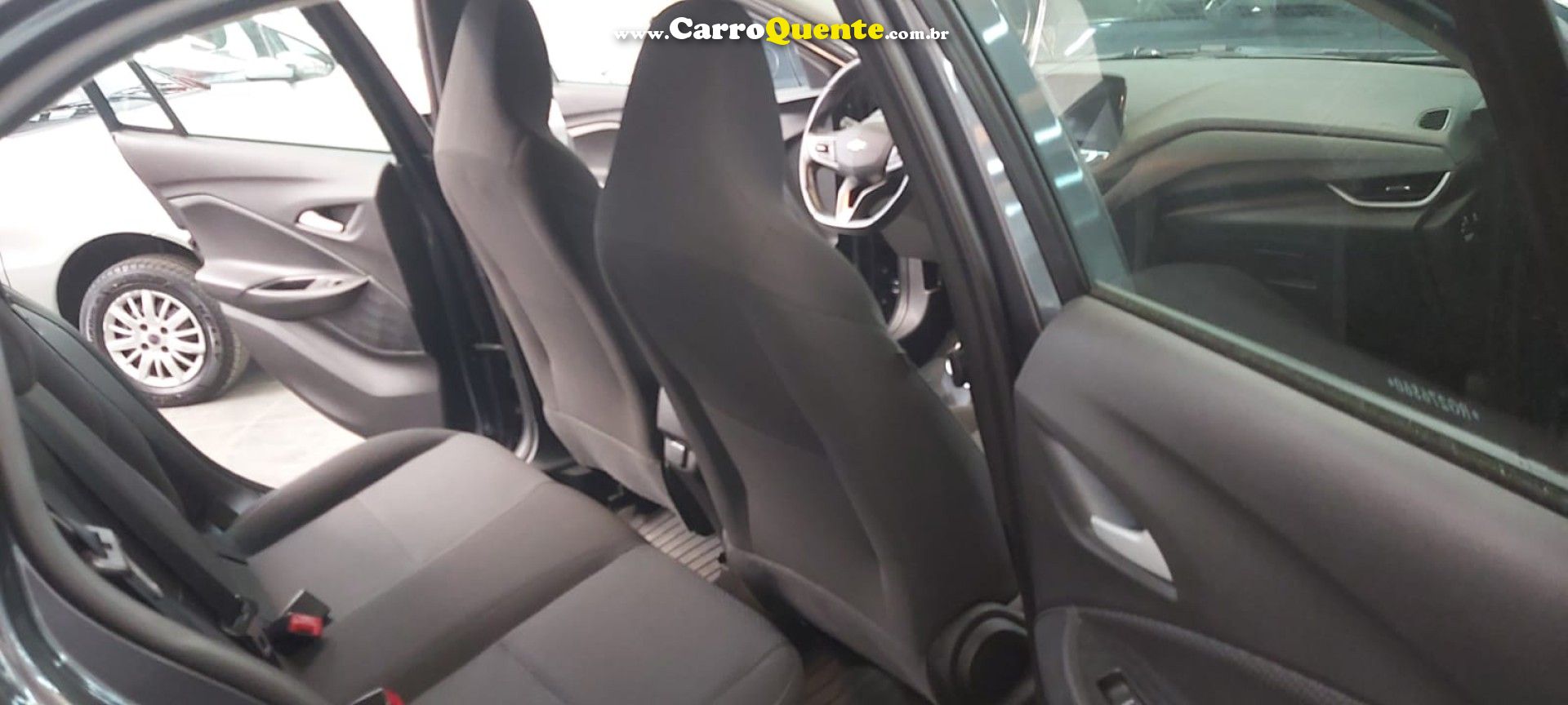 CHEVROLET   ONIX HATCH LTZ 1.0 12V TB FLEX 5P AUT.   CINZA 2024 1.0 FLEX - Loja