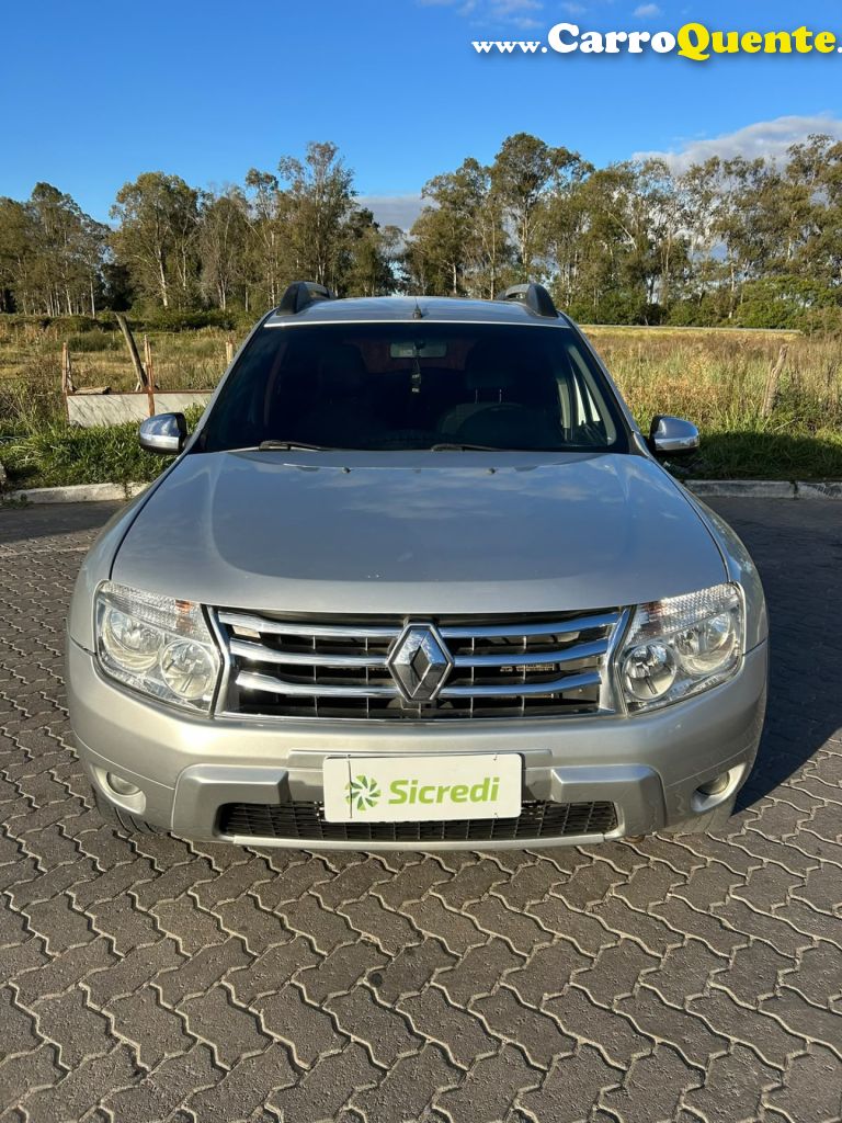 RENAULT   DUSTER DYNAMIQUE 1.6 FLEX 16V MEC.   PRATA 2014 1.6 FLEX - Loja