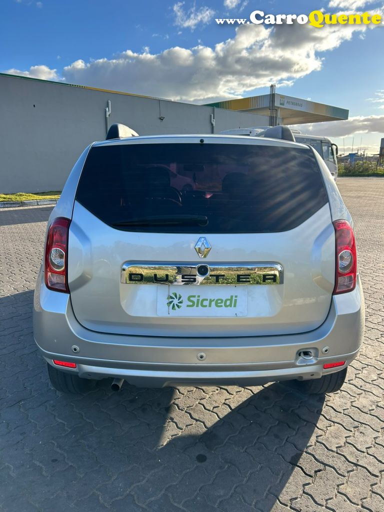 RENAULT   DUSTER DYNAMIQUE 1.6 FLEX 16V MEC.   PRATA 2014 1.6 FLEX - Loja
