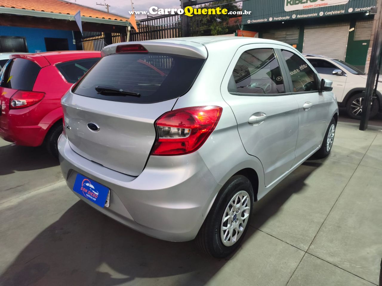 FORD   KA 1.0 SESE PLUS TIVCT FLEX 5P   PRATA 2018 1.0 FLEX - Loja