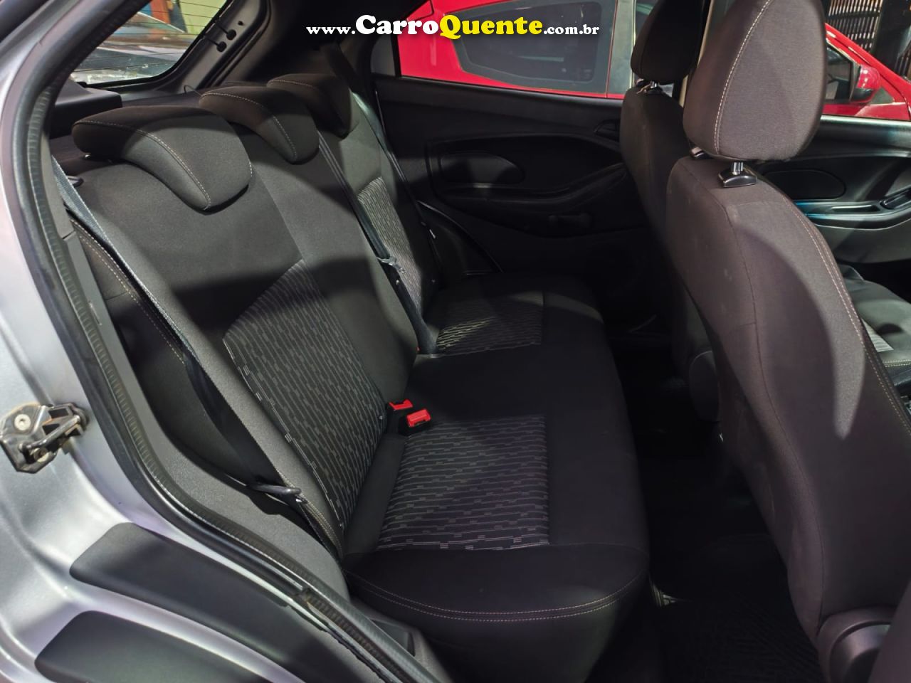 FORD   KA 1.0 SESE PLUS TIVCT FLEX 5P   PRATA 2018 1.0 FLEX - Loja