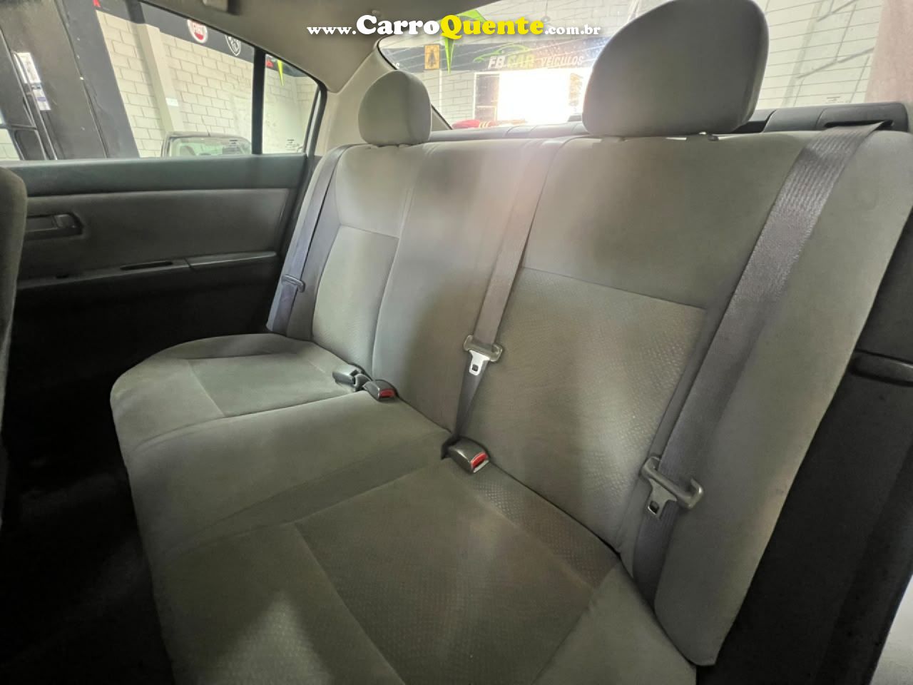 NISSAN   SENTRA 2.0 2.0 FLEX FUEL 16V MEC.   PRATA 2013 2.0 FLEX - Loja