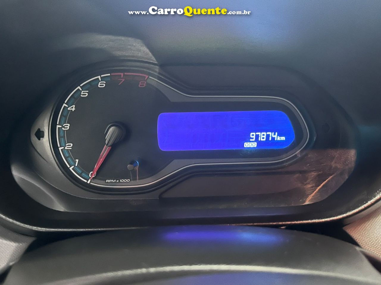 CHEVROLET   ONIX HATCH LS 1.0 8V FLEXPOWER 5P MEC.   BRANCO 2016 1.0 FLEX - Loja
