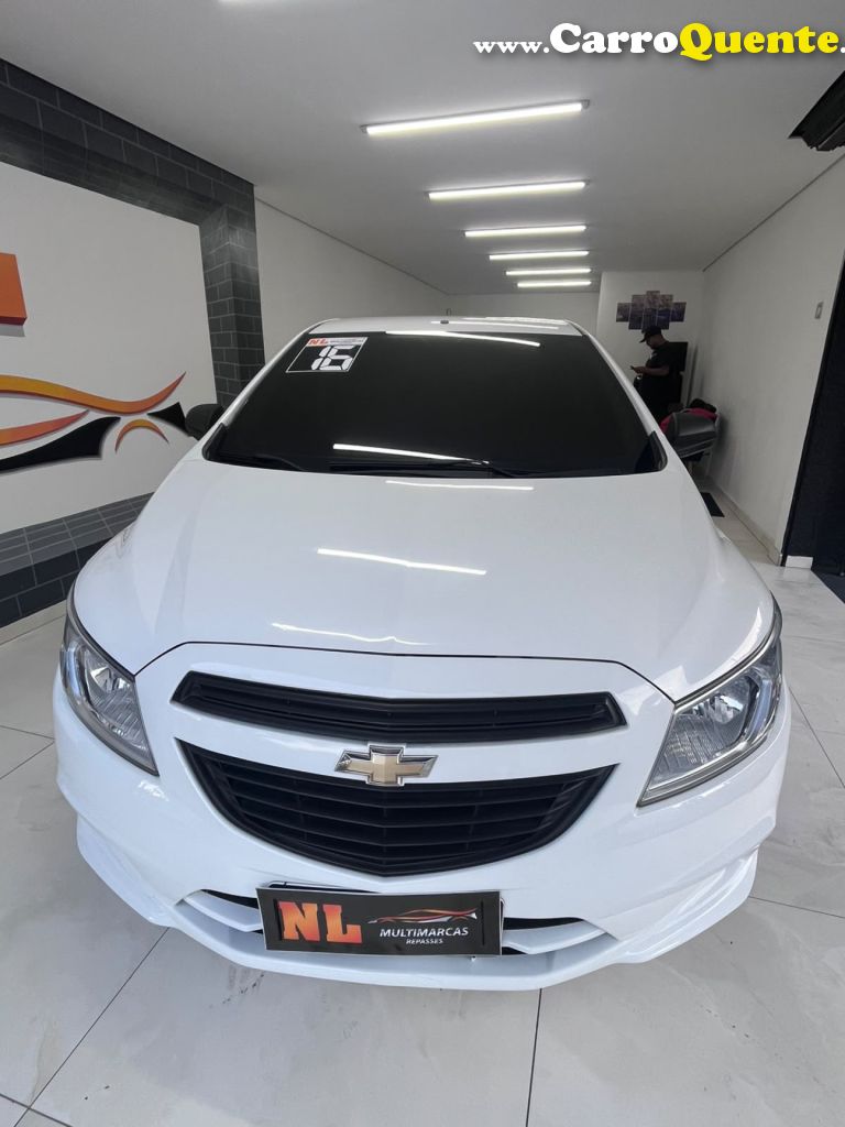 CHEVROLET   ONIX HATCH LS 1.0 8V FLEXPOWER 5P MEC.   BRANCO 2016 1.0 FLEX - Loja