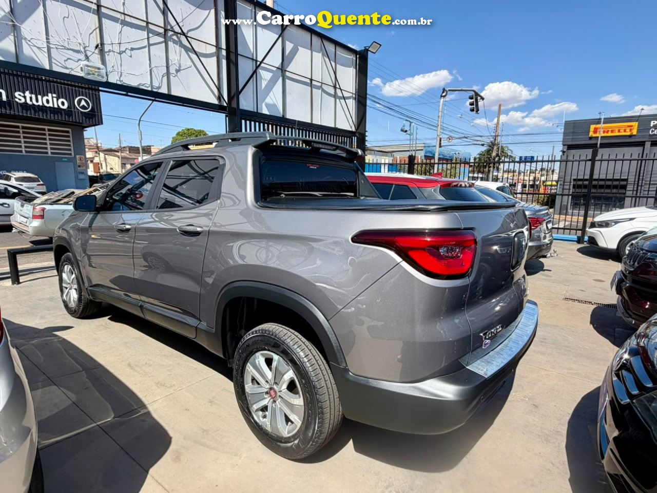 FIAT   TORO FREEDOM 1.8 16V FLEX AUT.   CINZA 2019 1.8 FLEX - Loja