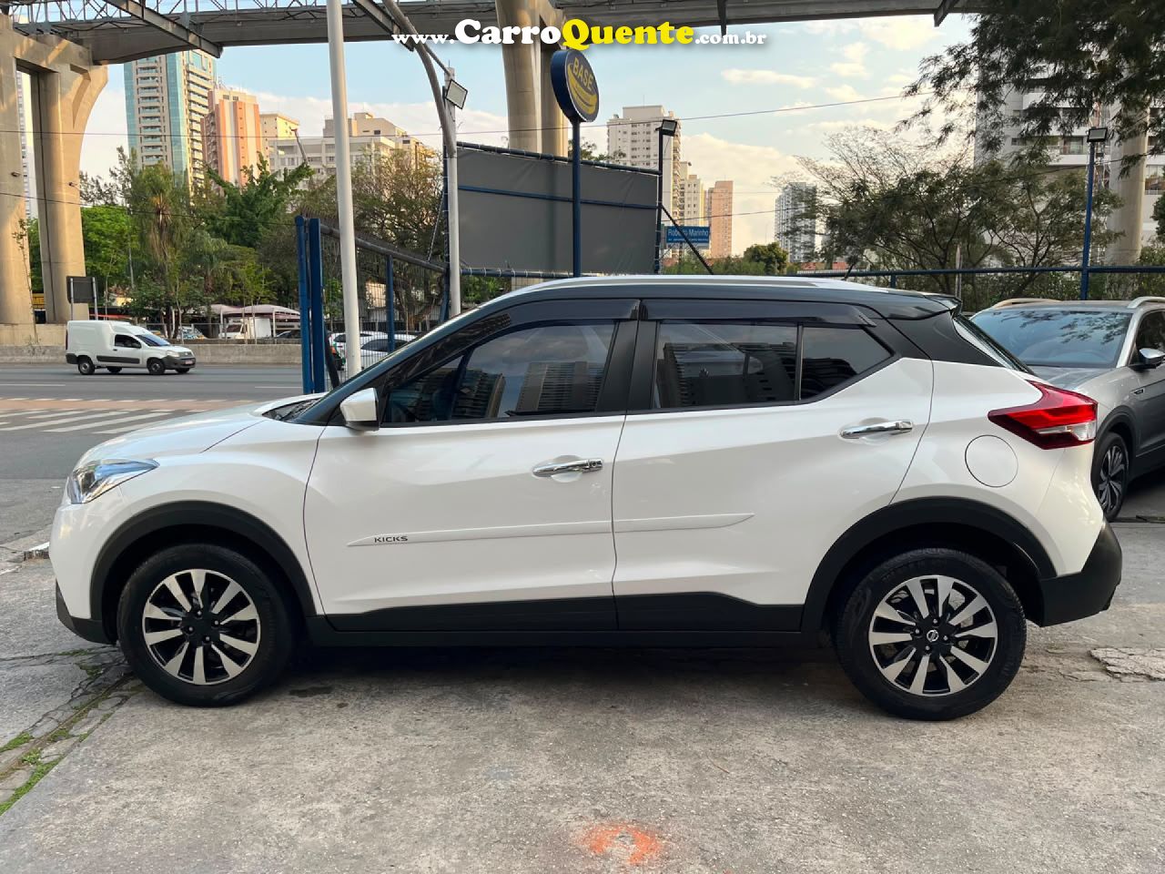 NISSAN   KICKS S 1.6 16V FLEX 5P AUT.   BRANCO 2018 1.6 16V FLEX - Loja