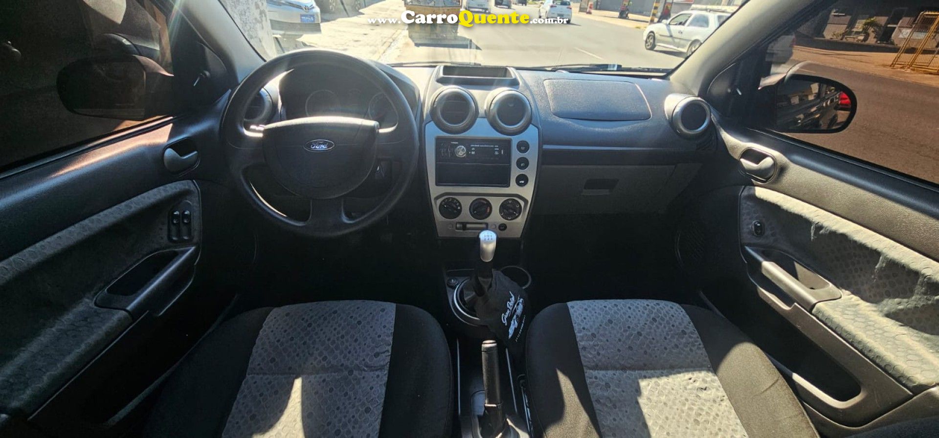FORD   FIESTA 1.6 8V FLEXCLASS 1.6 8V FLEX 5P   CINZA 2013 1.6 FLEX - Loja